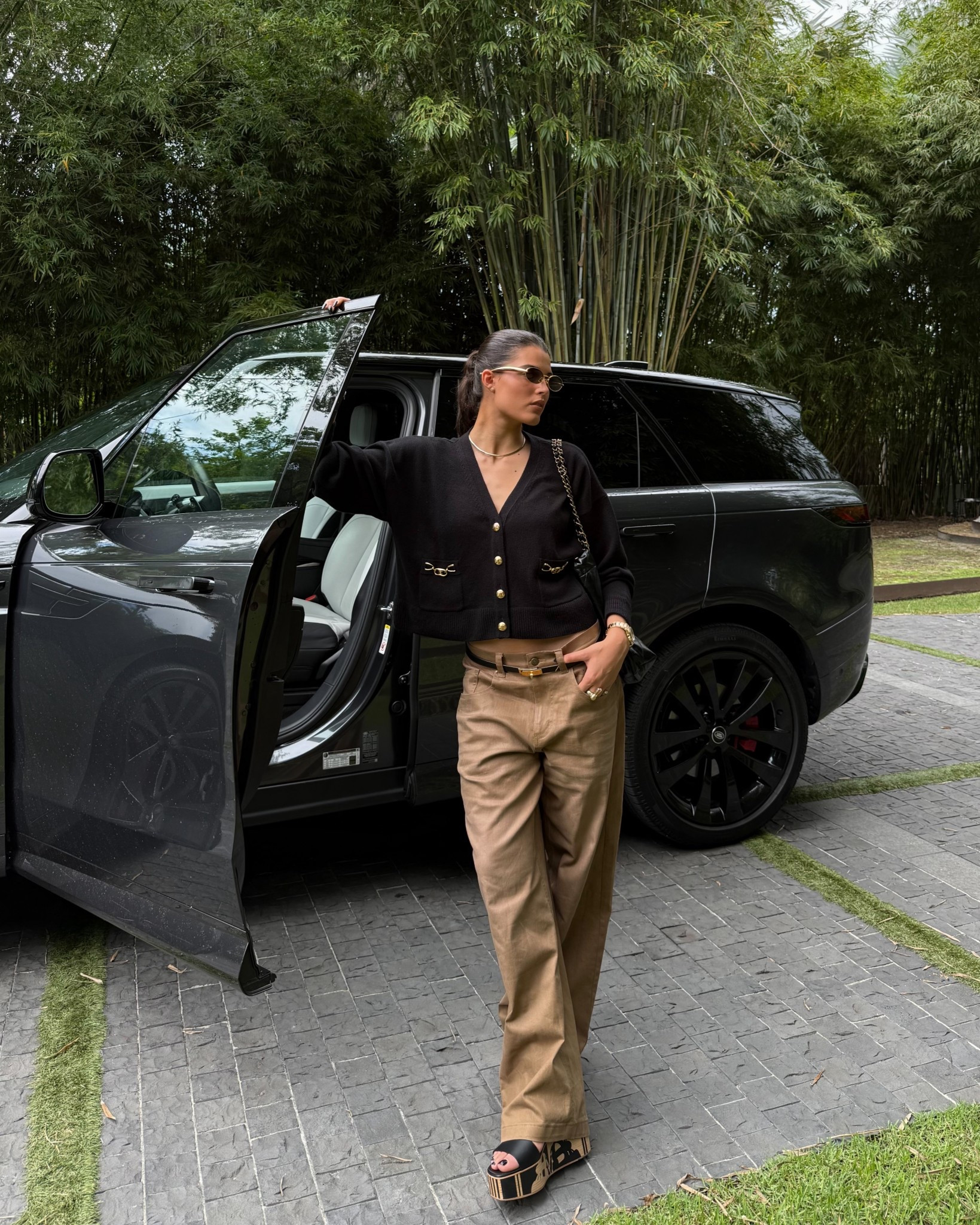 can’t go wrong with a tan & black outfit 

#LTKFallSale #LTKTravel #LTKSeasonal