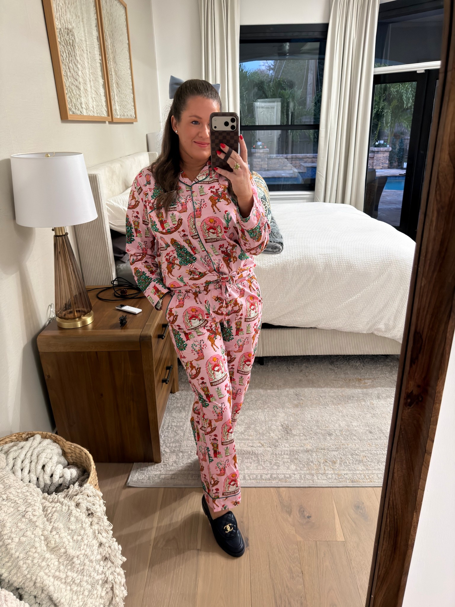 Printfresh
Woven Organic Cotton Cowboy Christmas Print Long Sleeve Notch Collar Long Pajama Set

Lele Sadoughi Natalia Bow Barrette

#LTKHoliday #LTKstorytime #LTKSeasonal