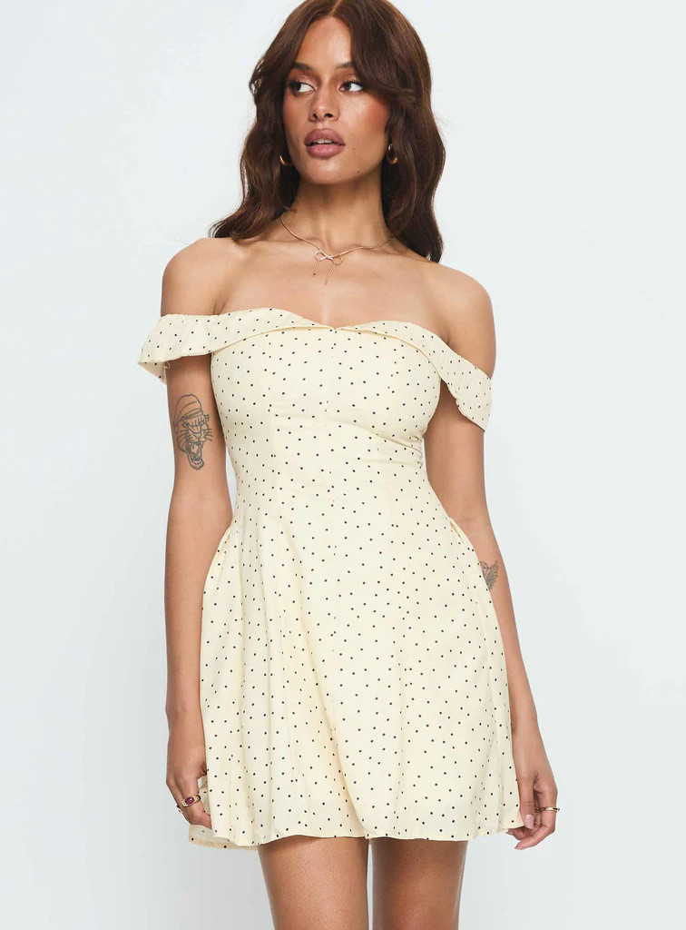 Rosebud Off The Shoulder Mini Dress Yellow / Polka Dot | Princess Polly US