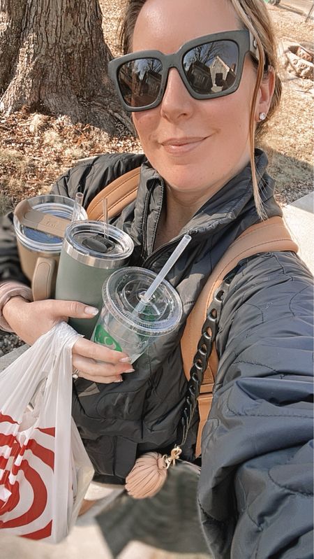 Arms full going from doc appointment to lunch pickup to Rx pickup in the middle of the workday but I don’t even care because it’s 52 degrees in January and feels like pure spring! Pulled out a spring coat for the occasion 🌸🌷🌸 Note to self: need to get the buffalo bowl from Crisp & Green at least once a week! 😋

#LTKsalealert
