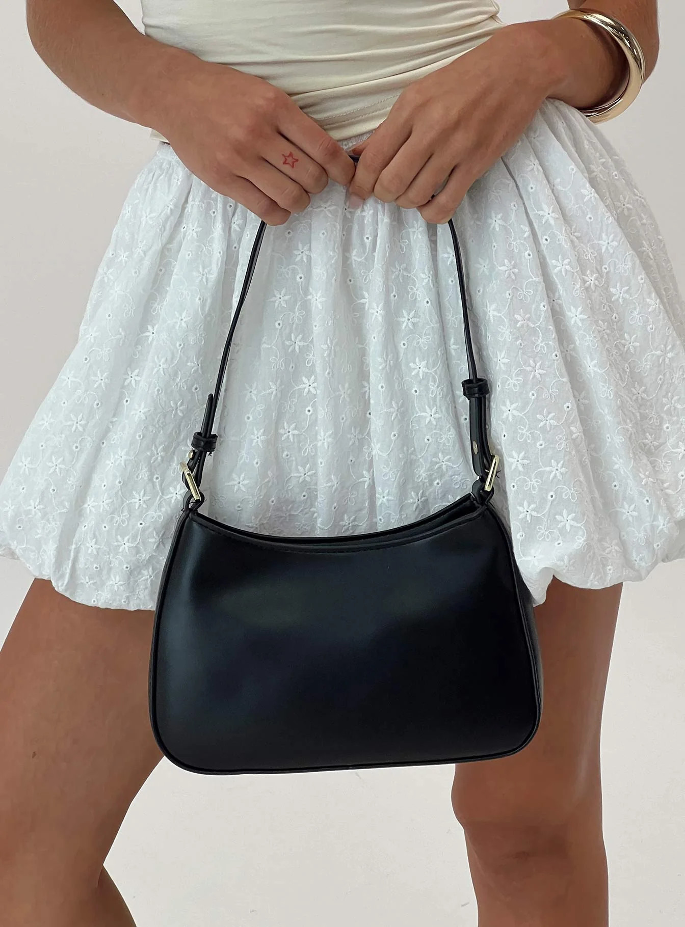 Vesperea Shoulder Bag Black | Princess Polly AU