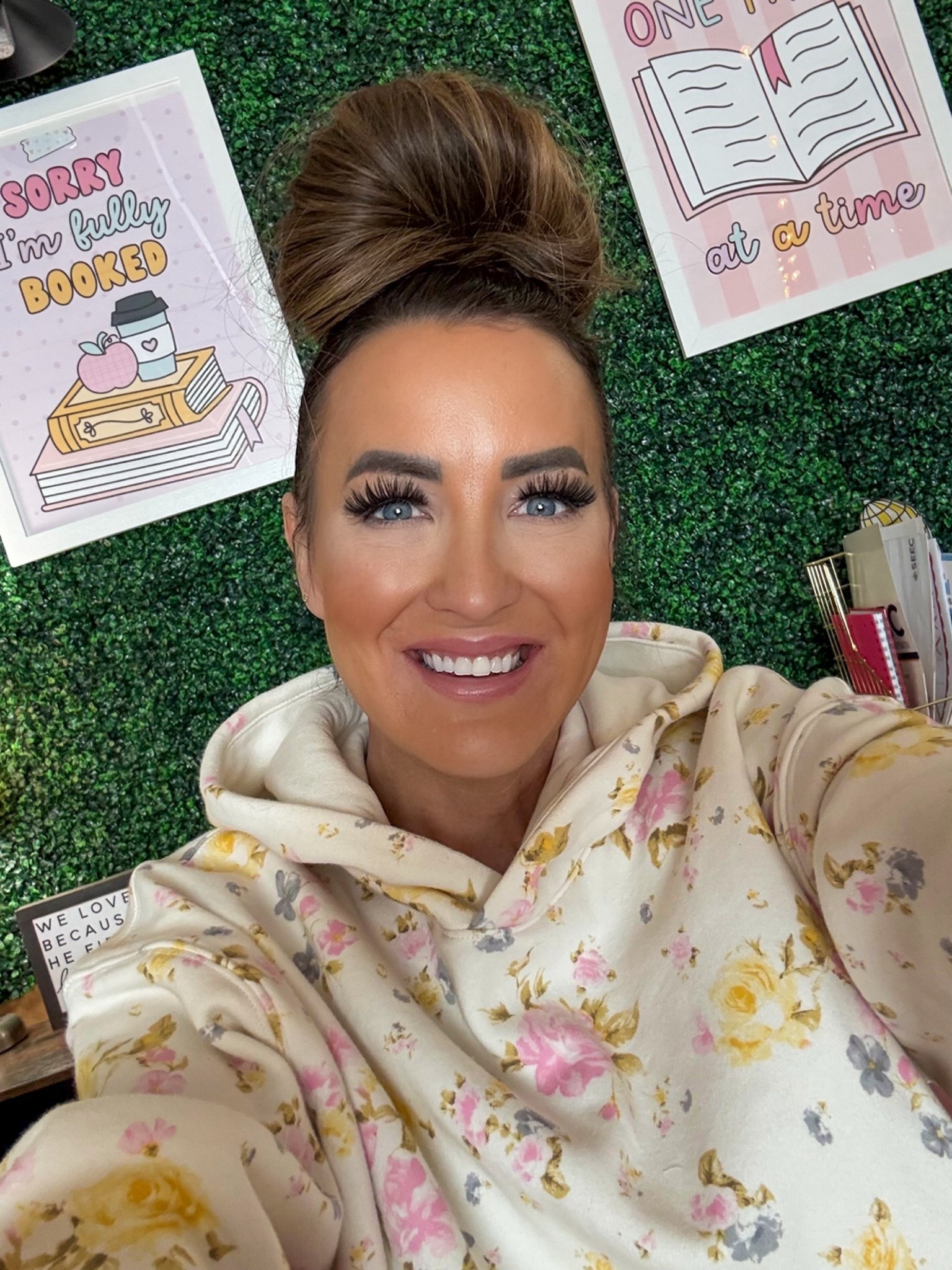 When your comfy floral sweatshirt matches the theme of the room 💗🌷💛 

Target Style, floral hoodie, teacher, outfit, mom outfit

#LTKOver40 #LTKmomlife #LTKootd