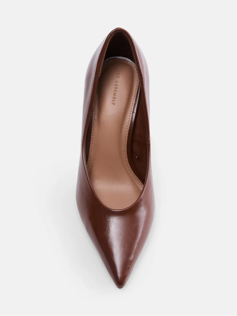 Free Assembly Women's Faux Leather Pointed Toe Pumps | Walmart (US)