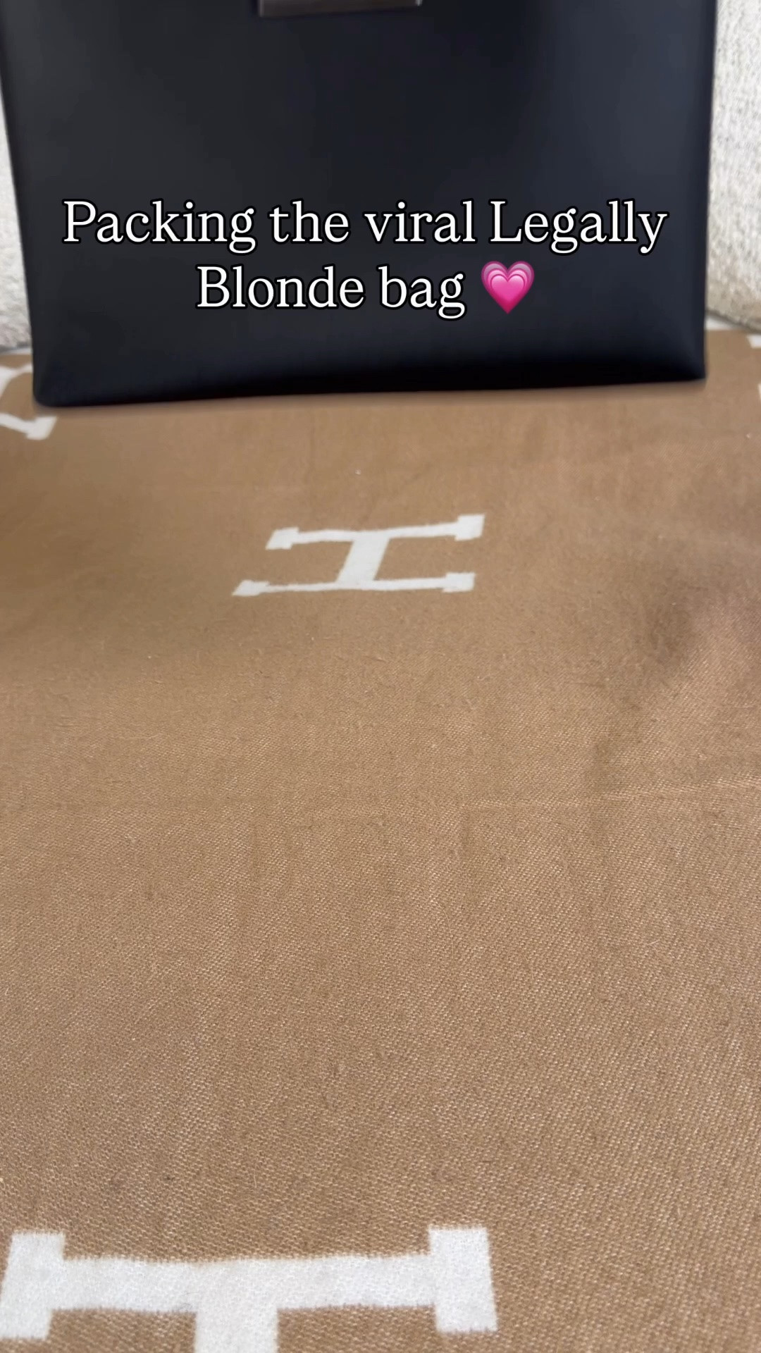 What fits in the OG Kate Spade Sam Icon mini bag 🖤 Comment SHOP & I’ll dm you the link 💗

What’s in my bag:
Coach outlet white wallet
Personalized mini hair brush from Etsy
Light up compact mirror from Amazon
Mini pillow talk mascara
Mini rare beauty blush 
KayAli perfume
Chanel lip balm
Longchamp Le Pliage scarf
Victoria secret bag charm
Custom bag tag charm form Etsy

I bought the viral OG Kate Spade bag from the new Legally Blonde press tour and the little details are INSANE 🎀💼

The exterior label? A total throwback to early 2000s Kate Spade when they did branding differently. The hidden flap inside? Nobody's talking about this but it's genius for organizing your mini bag essentials. This is giving major Elle Woods energy and I'm obsessed.

If you're a mini bag girly who loves nostalgic fashion moments, this one's for you. The Lexi Mineree effect is REAL and these are selling out fast.

What fits inside: lip gloss, card case, AirPods, keys, and your cutest mini wallet. Worth it? 100%. Send this to your Legally Blonde-obsessed bestie who needs to see this.

#KateSpade #LegallyBlonde