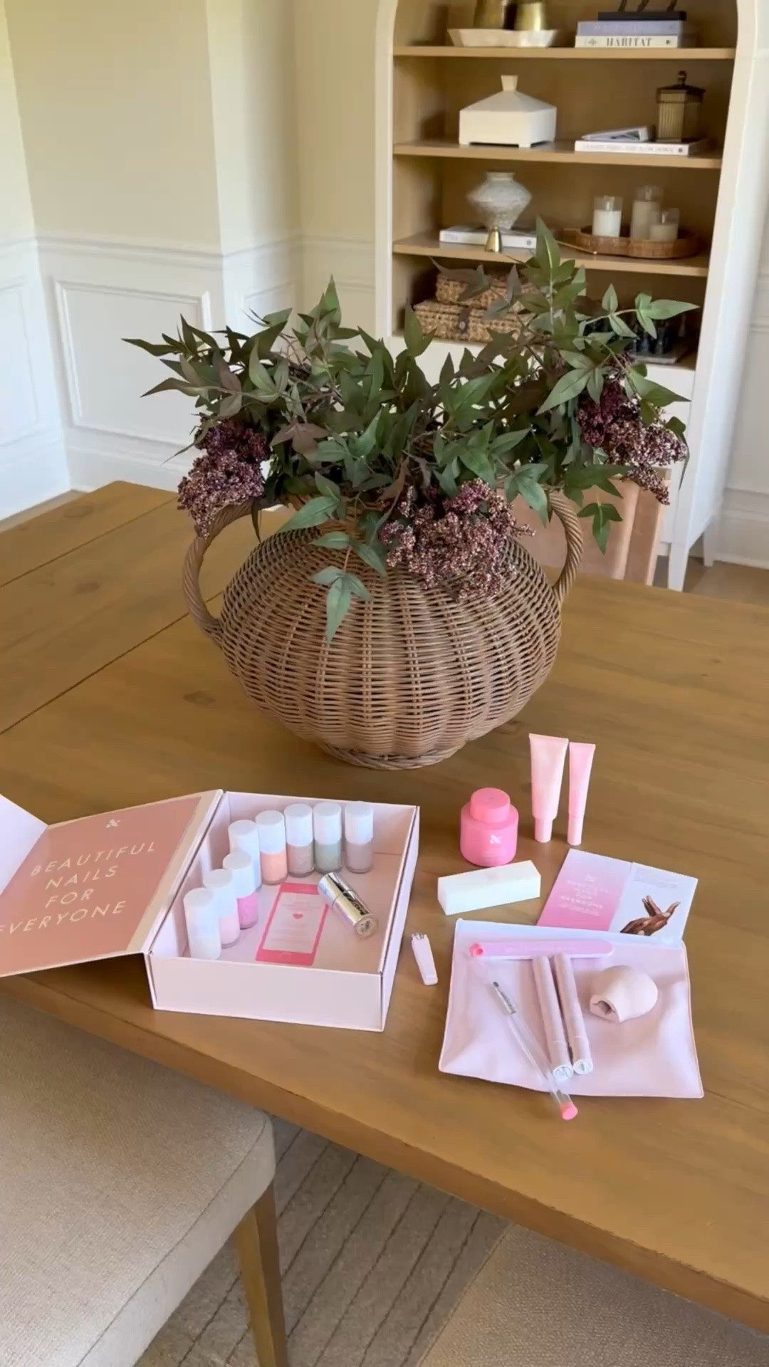 Olive and June Nail items for summer! #gifted

Olive and June, nail polish, self care, summer nails 💅

#LTKselfcare