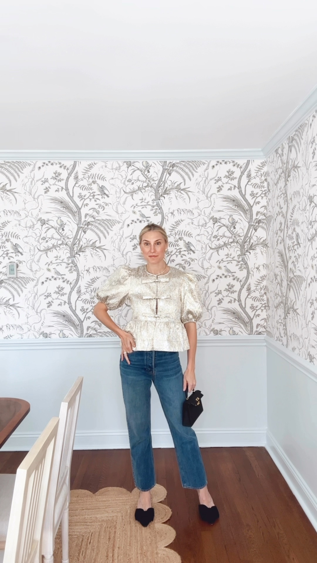 Casual holiday outfit, holiday top, straight leg jeans s 

#LTKStyleTip #LTKHoliday #LTKSeasonal