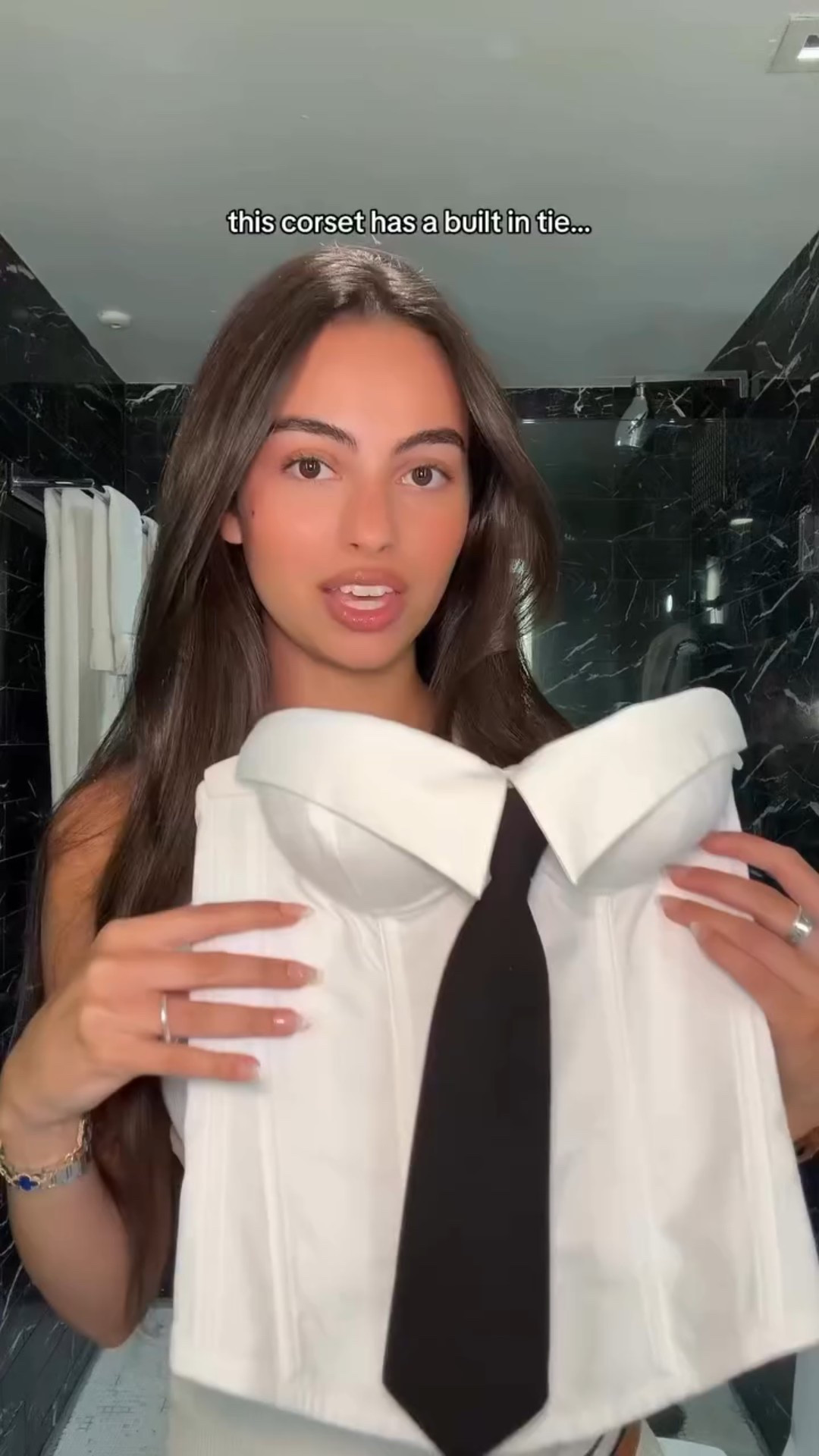 soooo do I thin my brows or..?