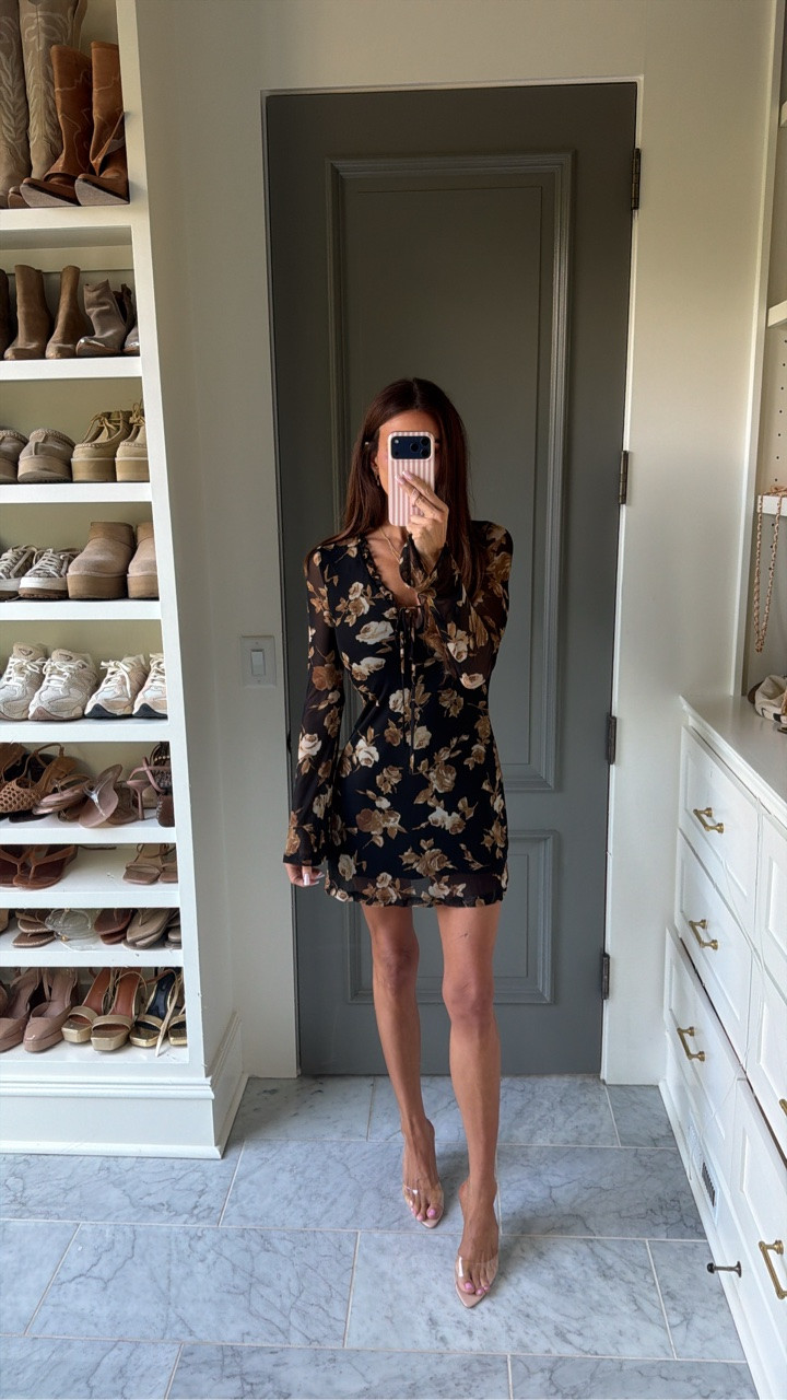 Use code SARAH40 sitewide on Vici
Dress XS
Shoes TTS

Wedding guest dress for fall

#LTKootd #LTKgrwm #LTKWedding