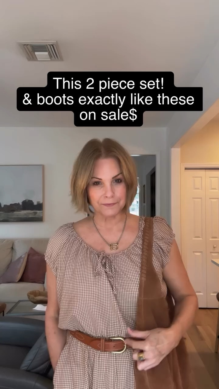 This two-piece set is SO adorable and affordable — I’m obsessed with this gingham for spring! 🌸 And I found a real leather pair of boots just like this on SUPER sale 🙌 Such a good combo for effortless, polished style.

Everything is linked in my stories and in my LTK shop 🤍
Be sure to follow me in the free LTK app so you get notified when items go on sale or restock 📣

Comment “SHOP” and I’ll send you the direct link 🔗

#gingham #ginghamset #springoutfits #springstyle #affordablefashion ltkstyle ltkfinds springfashion outfitinspo classicstyle