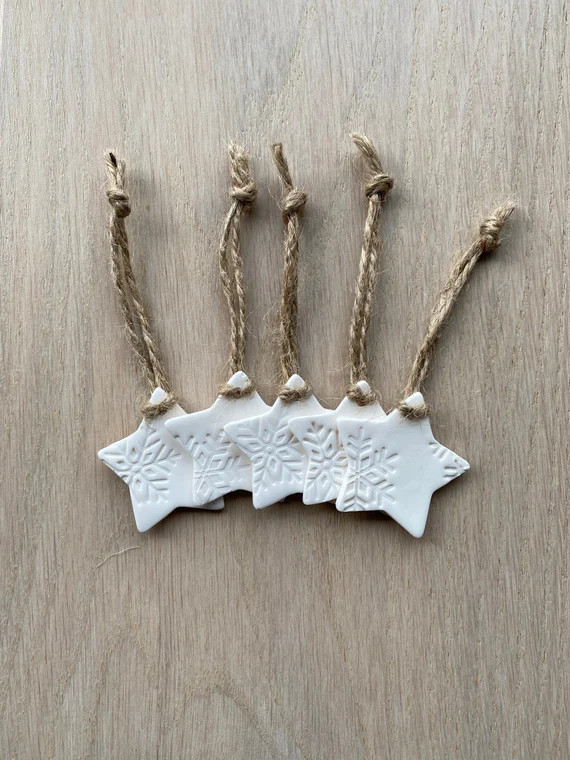 Set of 5/10/20/30 White Embossed Clay Stars Christmas - Etsy Canada | Etsy (CAD)