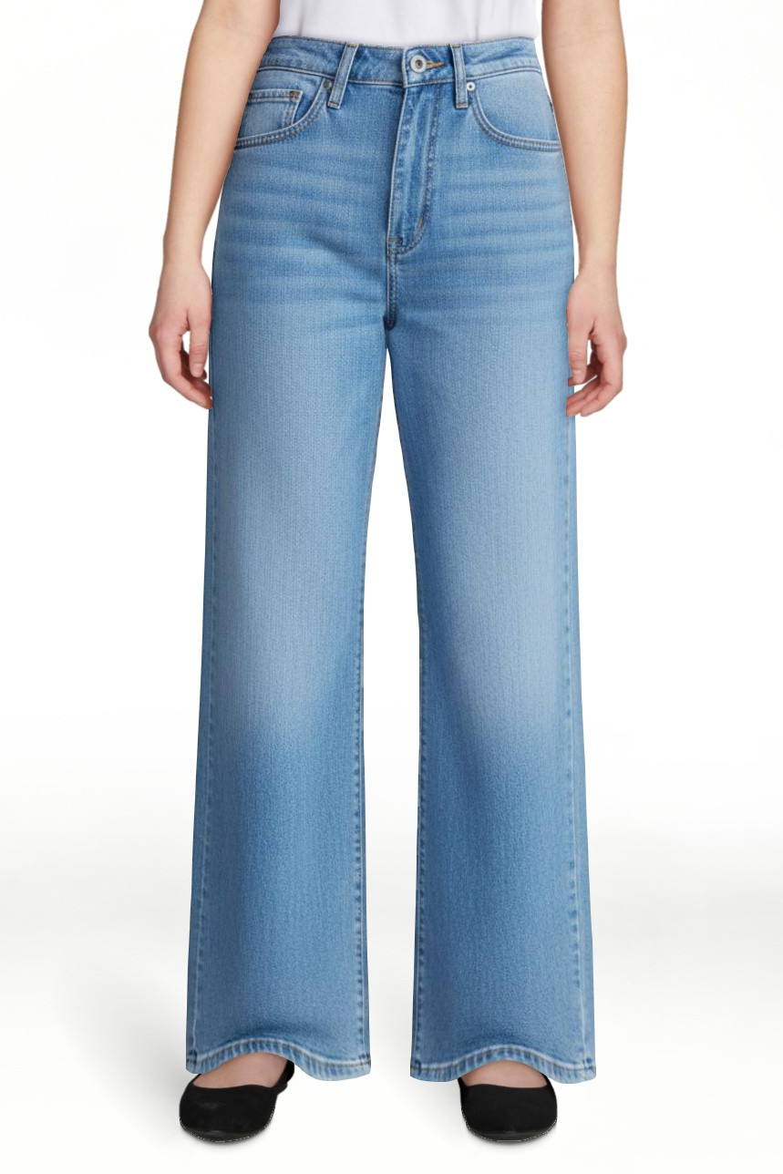 Free Assembly Women's High Rise Cropped Wide Leg Jeans, Sizes 0-22W | Walmart (US)