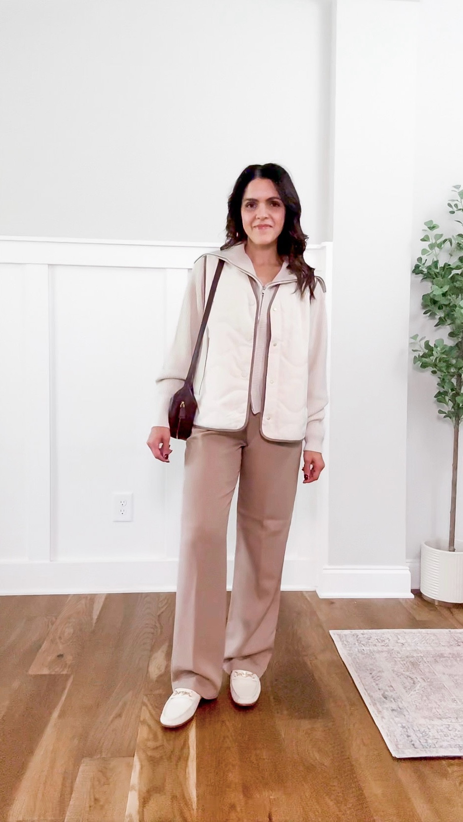 Monthly outfit planner OCTOBER: Fall outfits | trouser, vest, pullover, ecru flats, Athleisure, loungewear, Varley 

#falloutfit #classicstyle #casualstyle #weekendoutfit


#LTKStyleTip