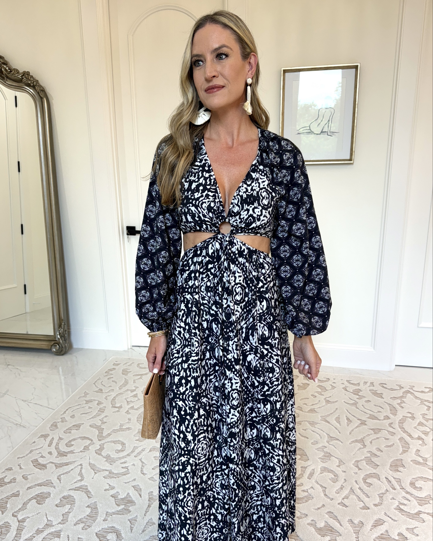 Summer CLEARANCE! This adorable cut out maxi dress is sassy and chic. It comes in 3 colors/patterns and is on clearance PLUS and extra 15% off right now. 

#everypiecefits

Maxi dress
Cut out dress
Summer dress
Summer sale
Summer dresses
Summer outfit 
Vacation dress
Vacation outfit 
Resort dress 

#LTKSeasonal #LTKSaleAlert #LTKxAF