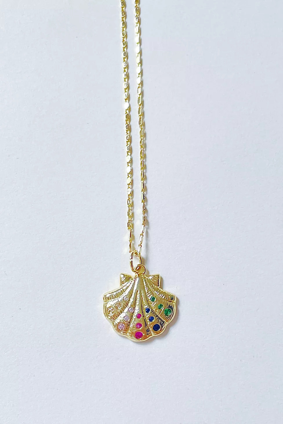 Blo_oberry Gem Shell Necklace | Urban Outfitters (US and RoW)