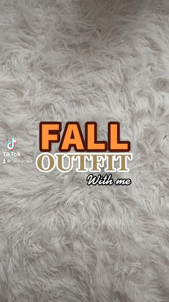 The perfect fall outfit paired with my new favorite fall scent 😍🍂

#LTKunder100 #LTKSeasonal #LTKsalealert
