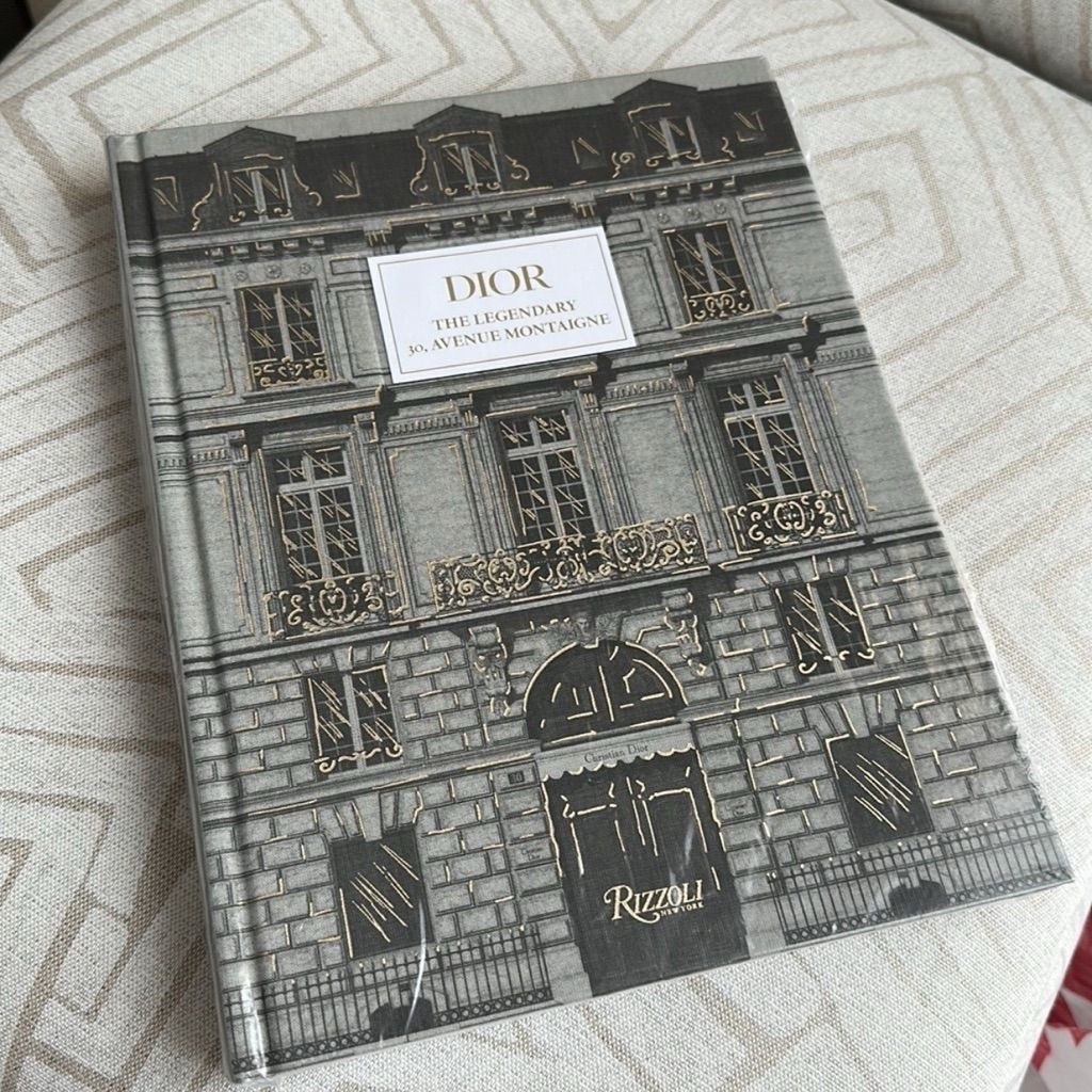 Best coffee table book 🤍

#LTKstorytime #LTKValentine #LTKHome