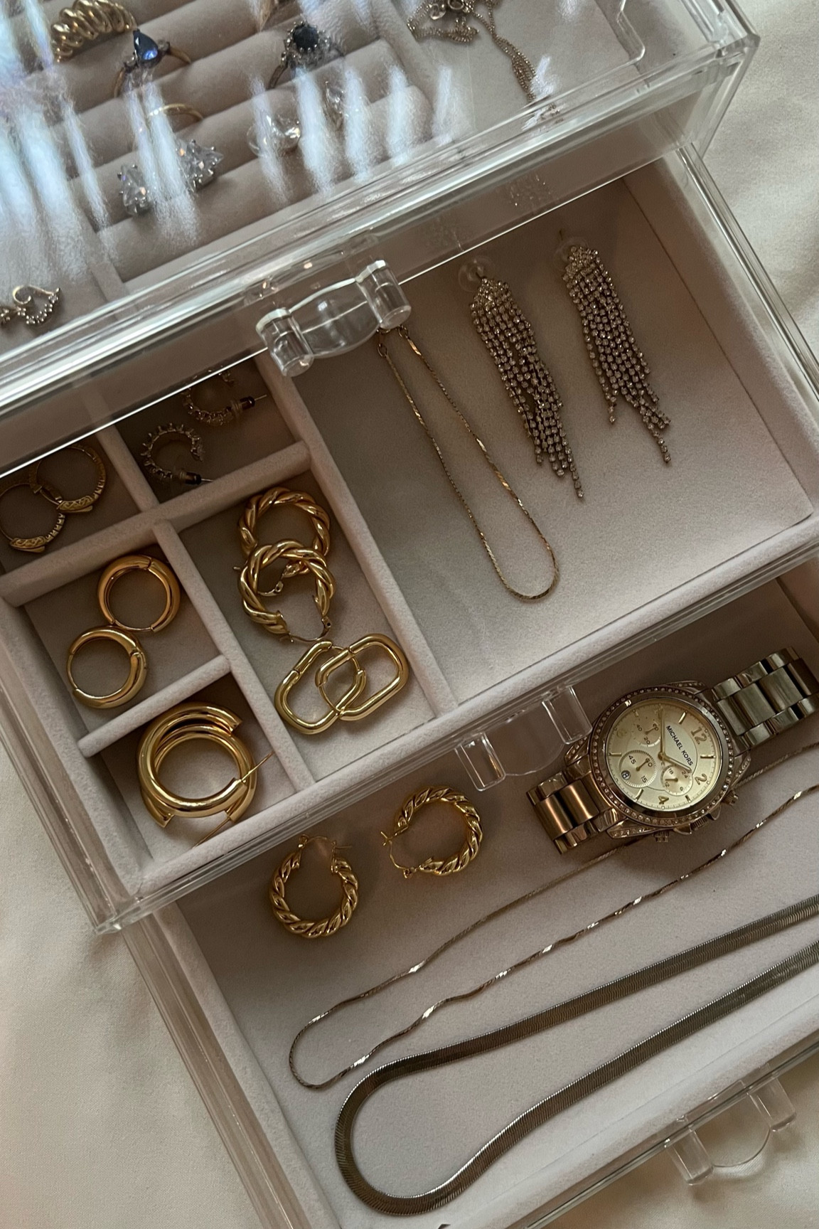 Amazon Must Have Jewelry Box
- Acrylic
- 3 drawers
- Velvet inserts 

#LTKhome #LTKunder50 #LTKFind