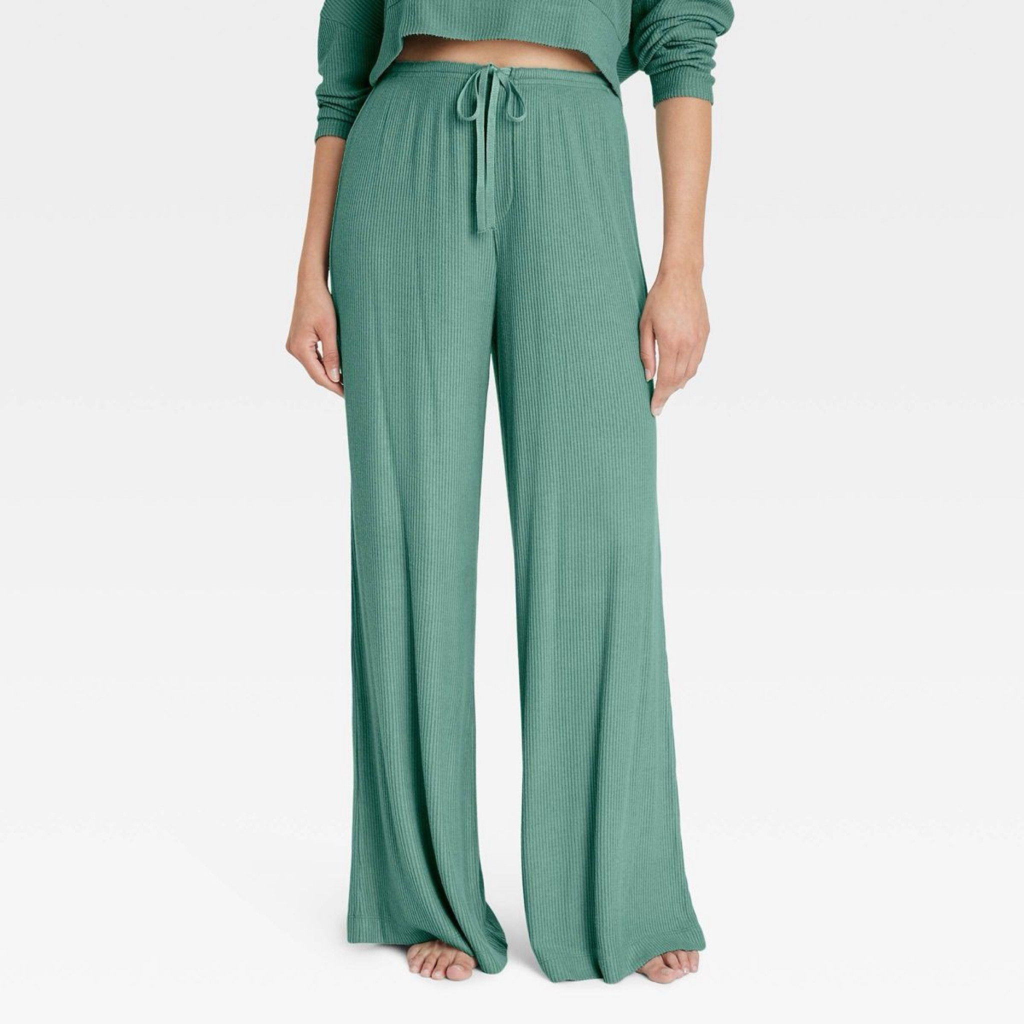 Super soft. Oversized. 

#LTKSeasonal #LTKOver40 #LTKGiftGuide