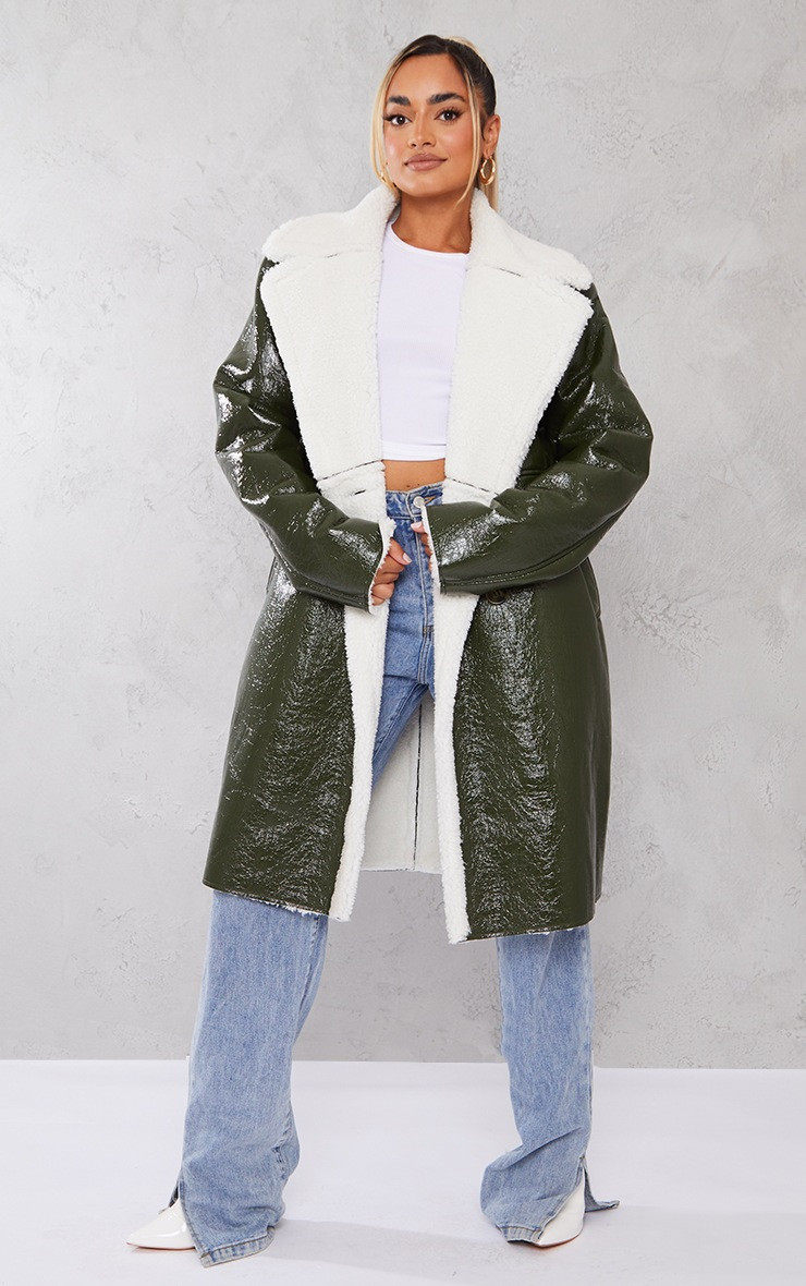 Petite Khaki Vinyl Borg Lined Oversized Coat | PrettyLittleThing US
