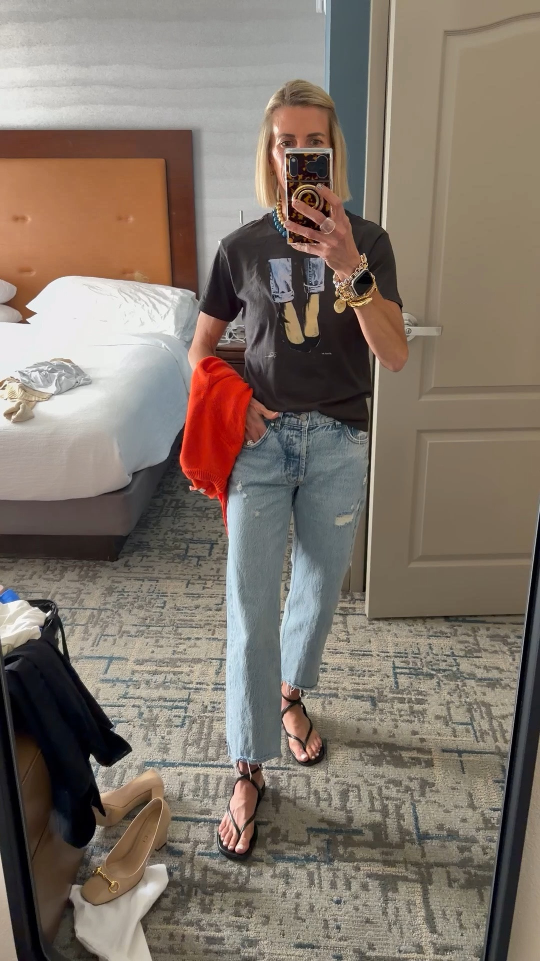 Out and about in Nashville and popped on this fun graphic T with one of my favorite pairs of denim @aninebing

#LTKgrwm #LTKootd #LTKOver40