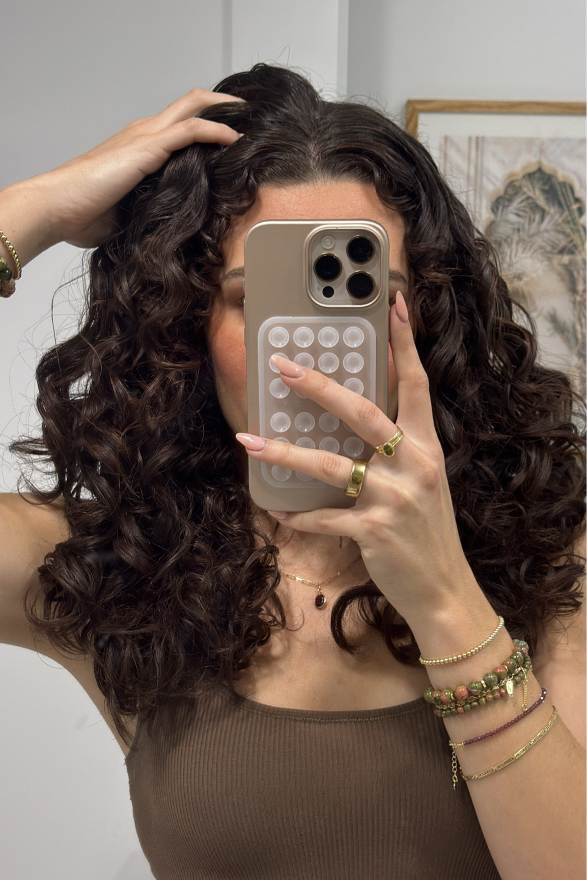 winter hair color chocolate brown 


#LTKBeauty #LTKCyberWeek #LTKHoliday