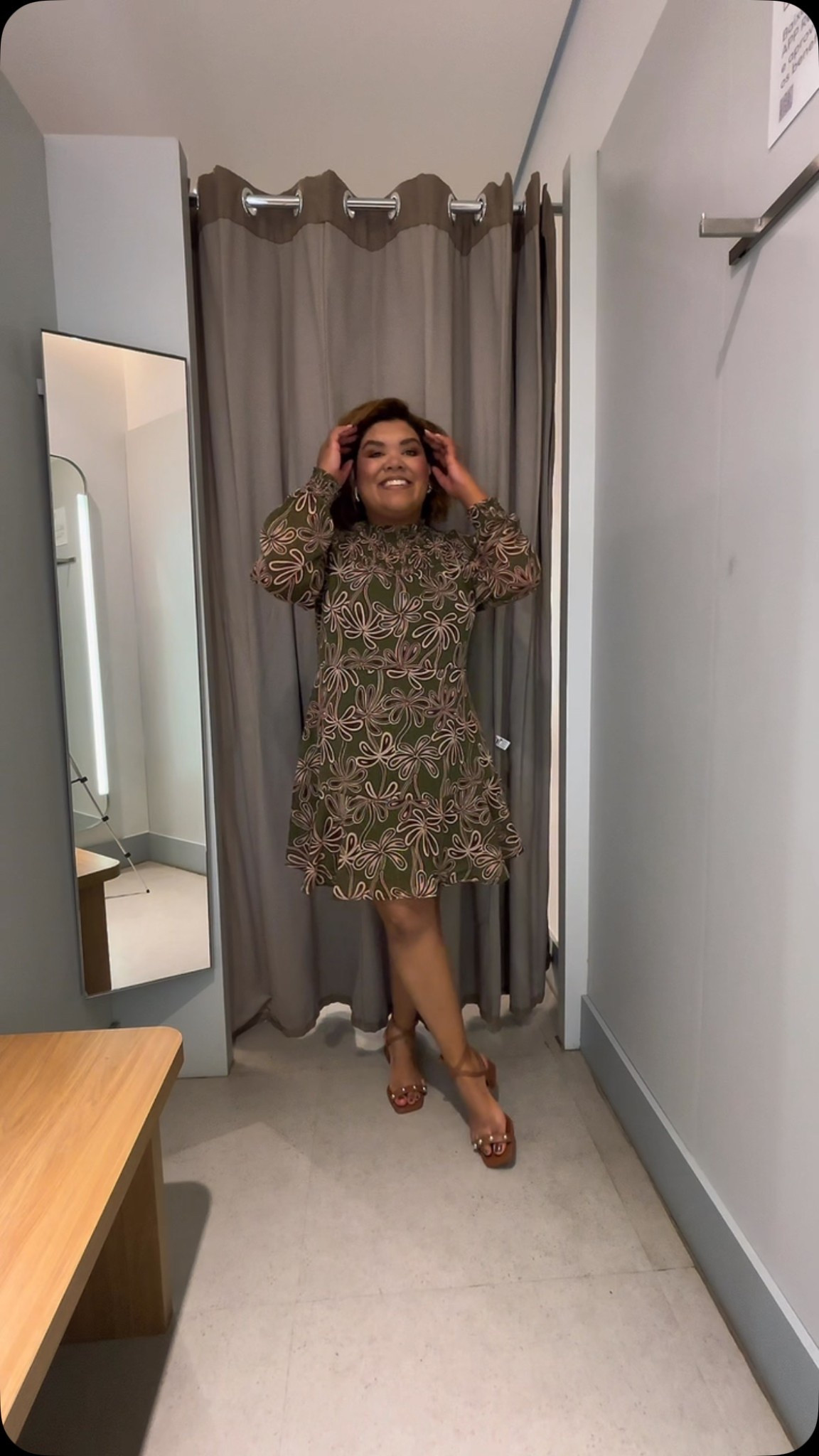 Encontrei 3 vestidos ✨ PERFEITOS ✨ para o inverno nas @lojasrenner, qual foi o seu favorito ? #cupomrenner #provadorfashion #fashion #lookprisantana #moda #modafeminina