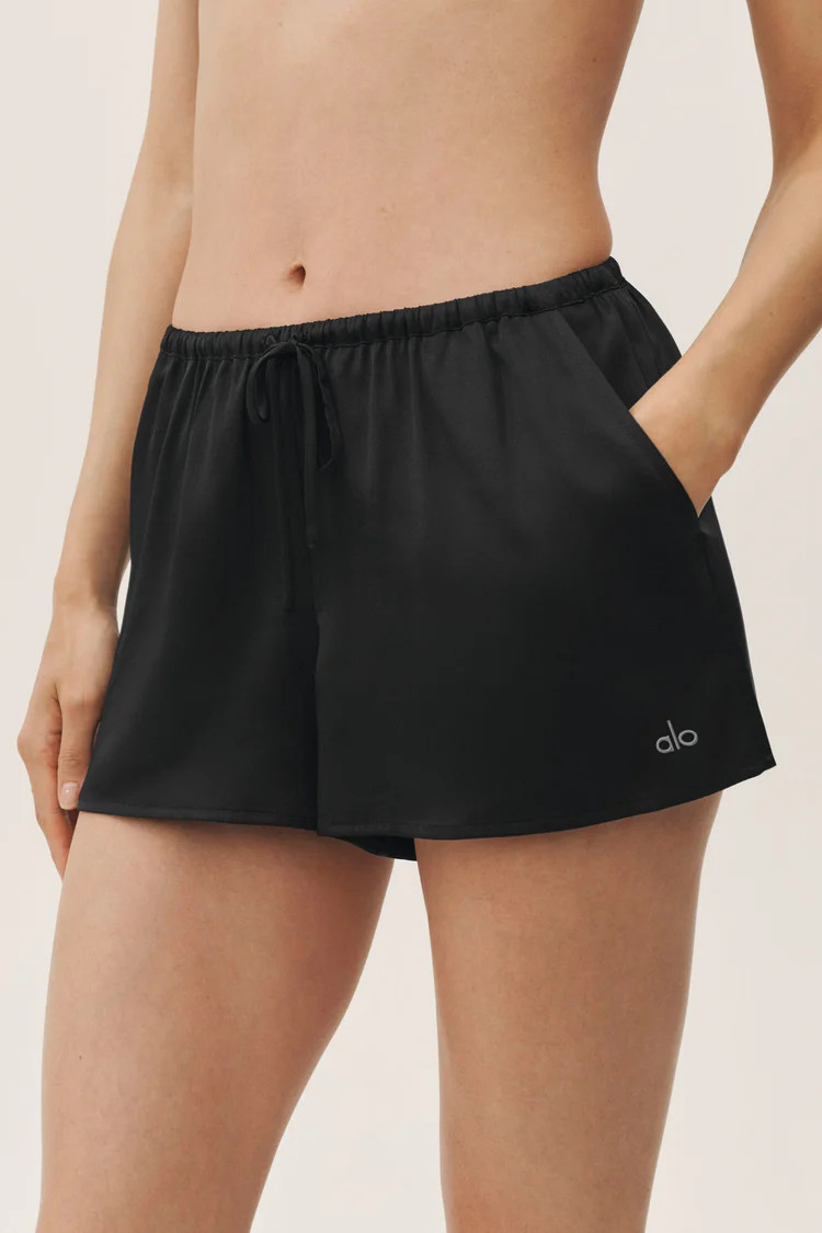 Silk Blend Radiance Short | Alo Yoga