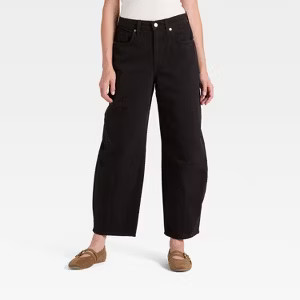 Women's High-Rise Easy Barrel Ankle Jeans - Universal Thread™ Black Wash 4 | Target