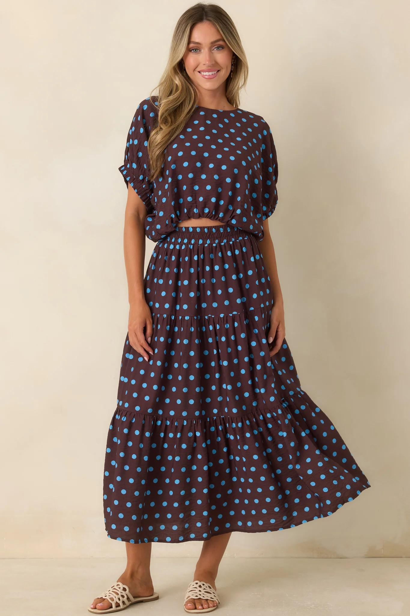 Caf\u00e9 Rendezvous Brown & Blue Polka Dot Cropped Top | Red Dress