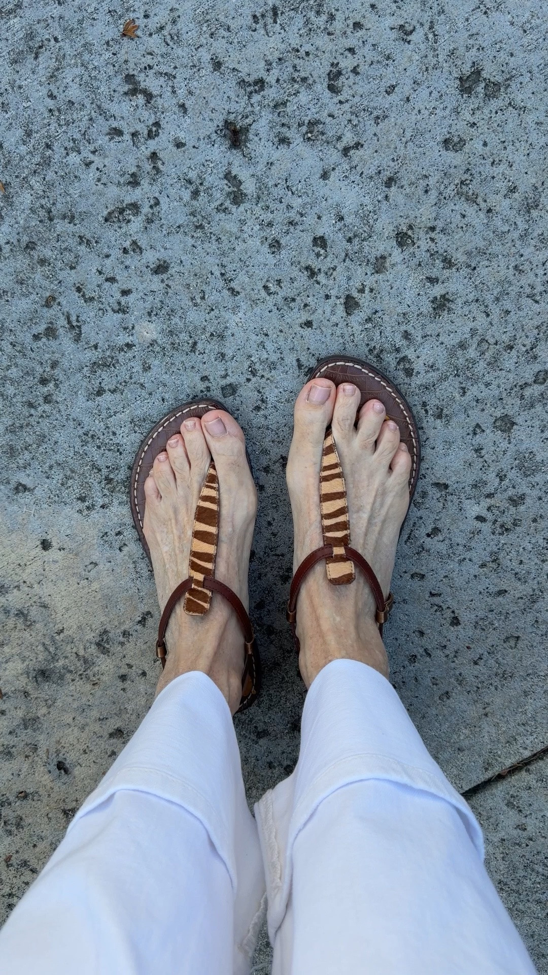 The cutest @samedelman sandals  on sale at Nordstrom Rack!

#LTKootd #LTKOver40 #LTKSwim