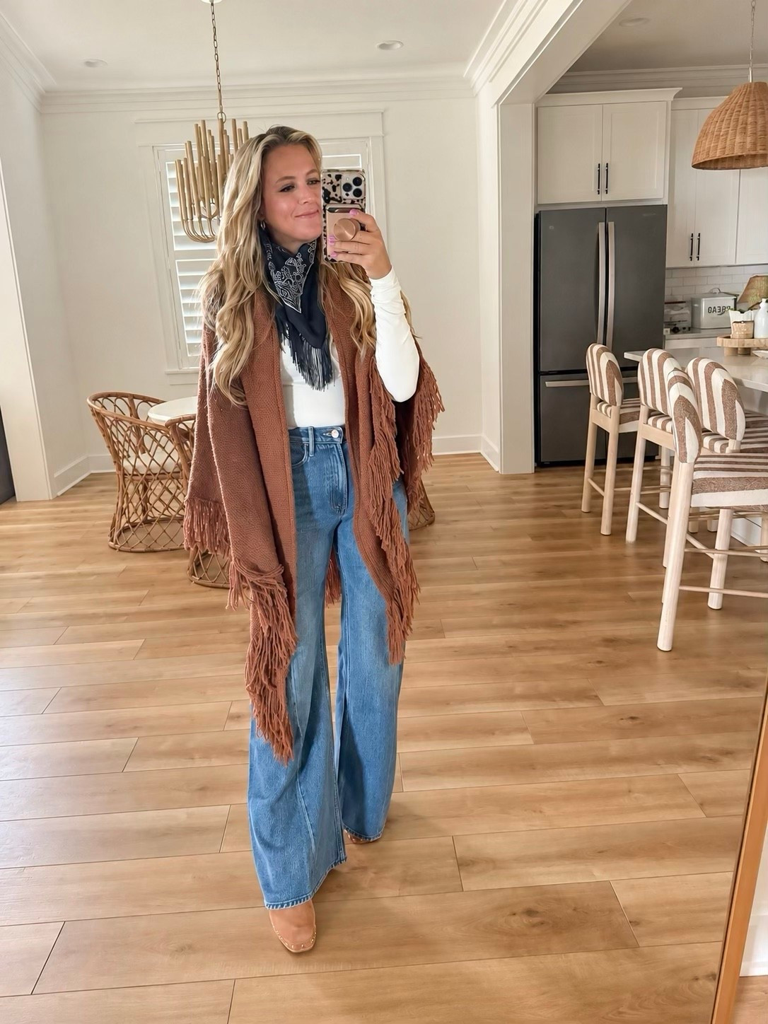 This Walmart Cape bandanna and tea are perfection for fall. It’s a great high low look I paired them with my new favorite mother jeans.

#LTKgrwm #LTKootd #LTKSeasonal