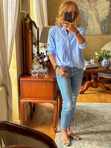 All the blues
.
#ootd #springstyle #springfashion #mymidlifefashion #outfitpost #reallifestyle #whatimwearing #outfitinspo 

#LTKover50style #LTKuk #LTKeurope