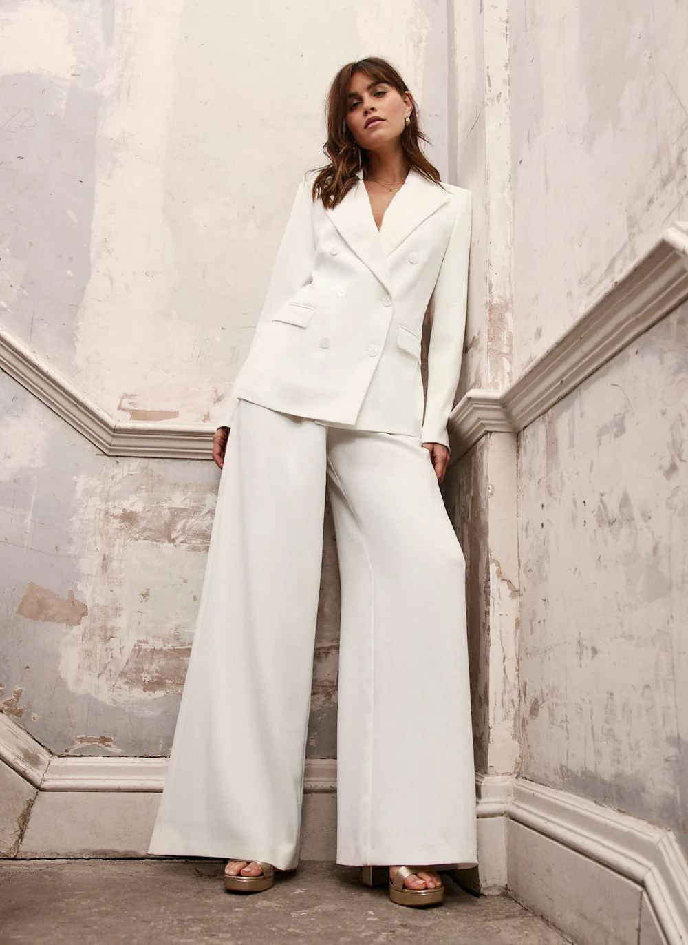 White Wide Leg Darted Trousers | Mint Velvet