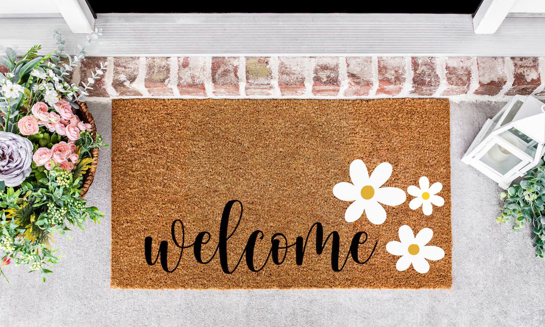 Daisy Doormat, Spring Doormat, spring decor, personalized doormat, funny doormat, welcome mat, fr... | Etsy (US)