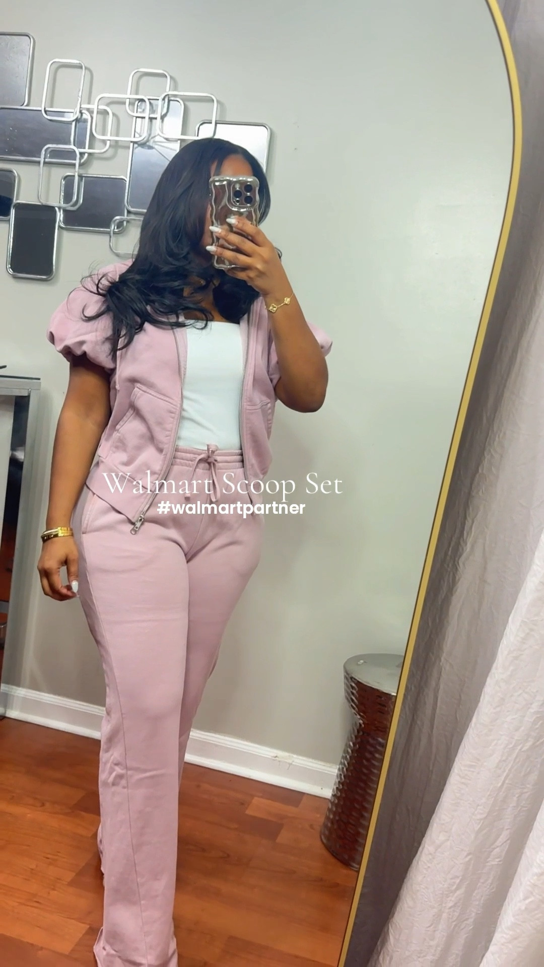 Walmart scoop  Set.
I’m wearing a size extra small top and medium pants.

I’m 5”4 170lb hips 44 
( Im standing on my tippy toes) 

Scoop set  Women's and Women's Plus Fleece with matching sweatpants 

 #walmartpartner 
#walmartstyle 
@walmartstyle 

I’m wearing a size Ex small top And medium bottom 

All of these items come in a variety of sizes and colors, so there’s something for everyone!

walmart two piece  set
walmart fashion finds
walmart fashion finds 2025
walmart must have 
walmart winter  2025
clothes


#LTKgrwm #LTKActive #LTKFindsUnder50