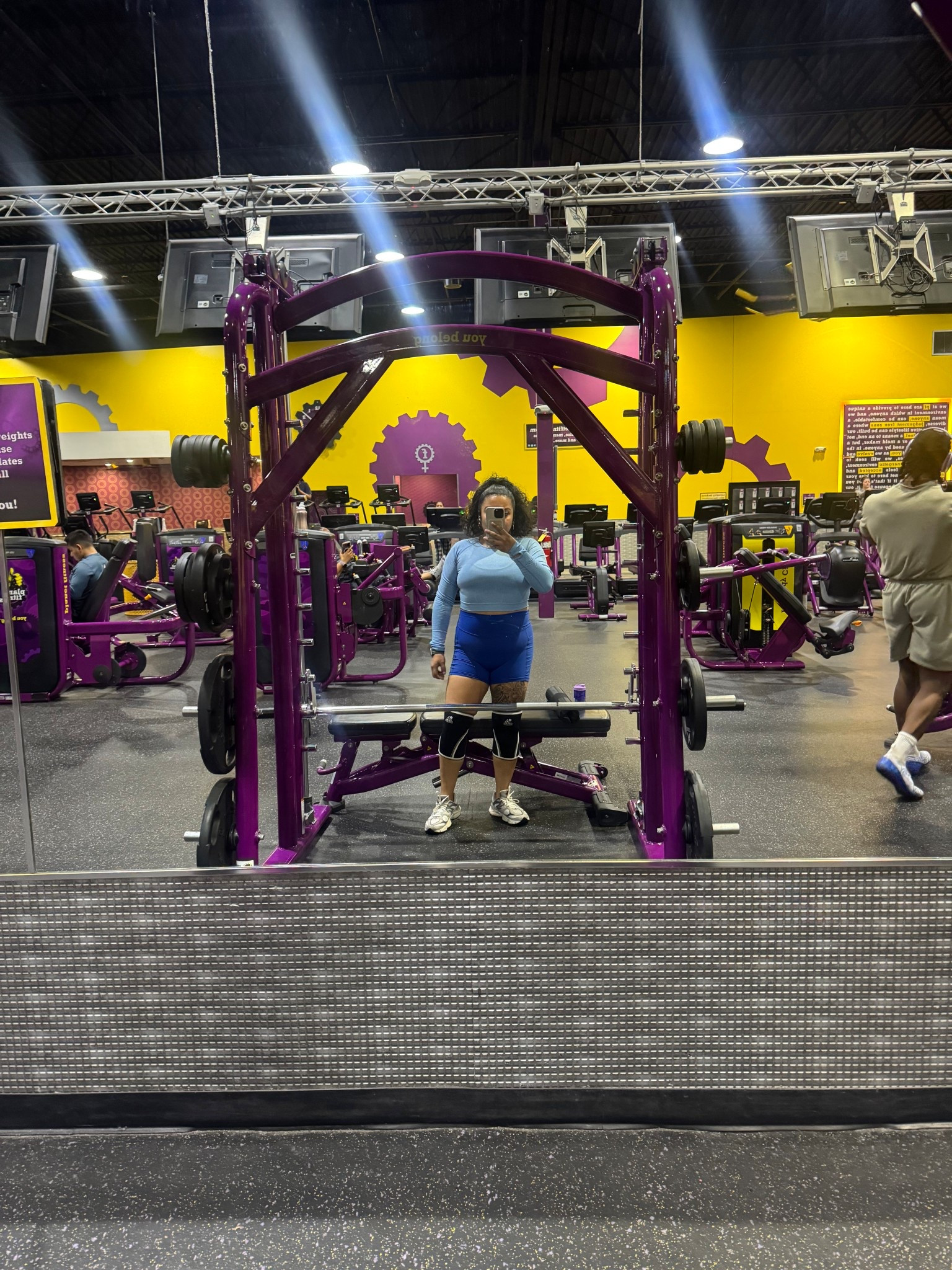 Went to the gym for an early session 

Check out some of my gear 


#womensactivewear #activewear #gym

#LTKFindsUnder50 #LTKMidsize #LTKActive