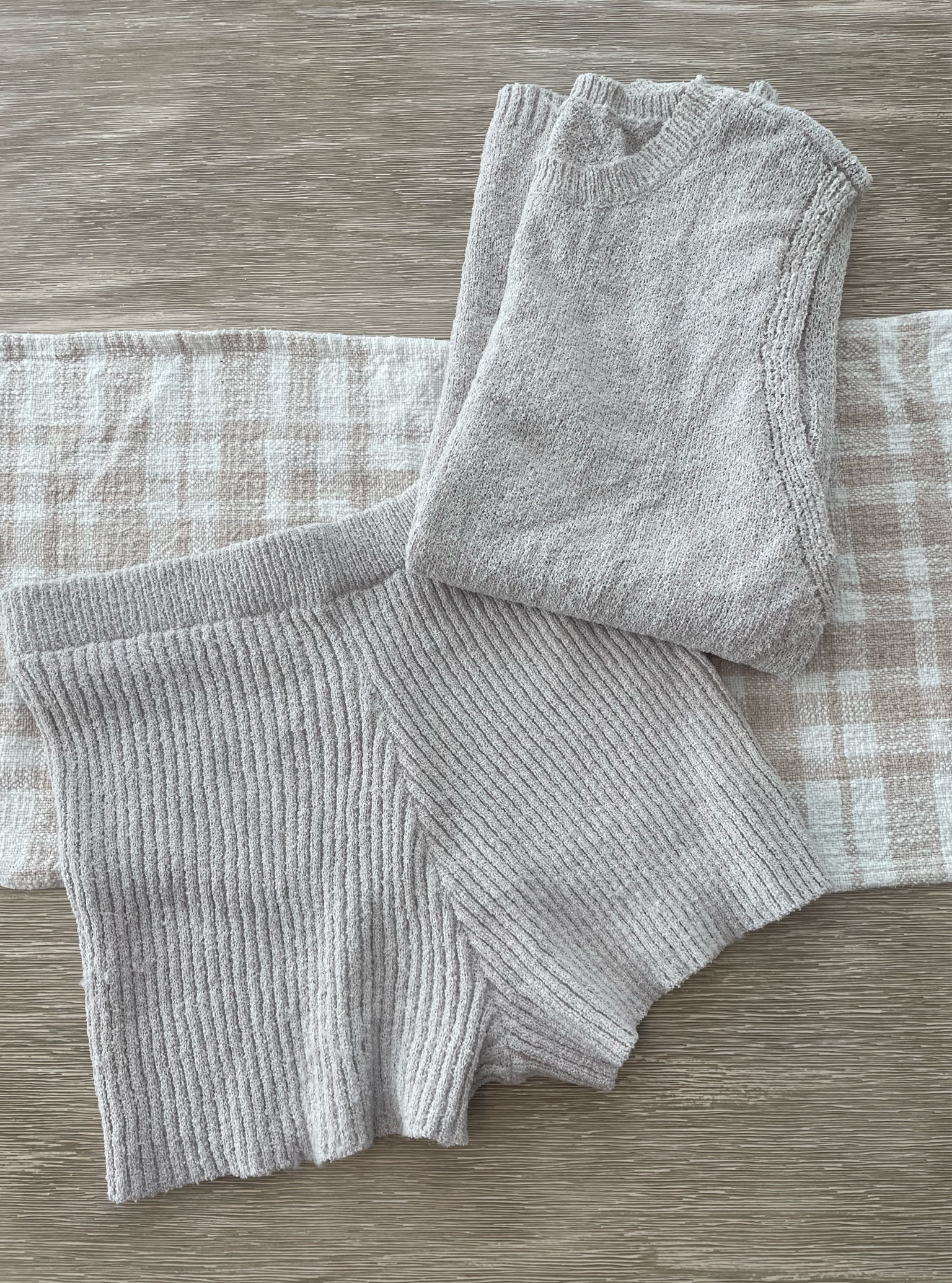 Beachy matching set. Fabric is such great quality! 😍

#LTKSeasonal #LTKStyleTip #LTKFallSale