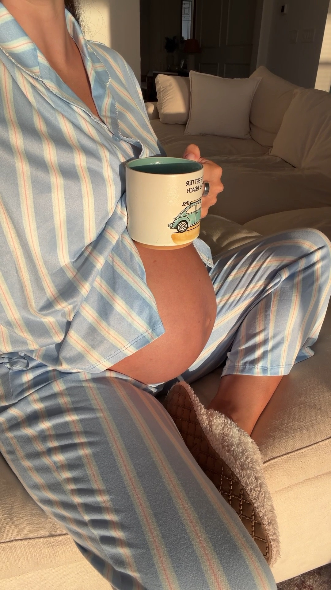 morning in my third trimester 💘 all outfits, mug & blanket from @NordstromRack !! #NordstromRackPartner #RackScore @shop.ltk #liketkit

#LTKdayinmylife #LTKmomlife #LTKmorningroutine