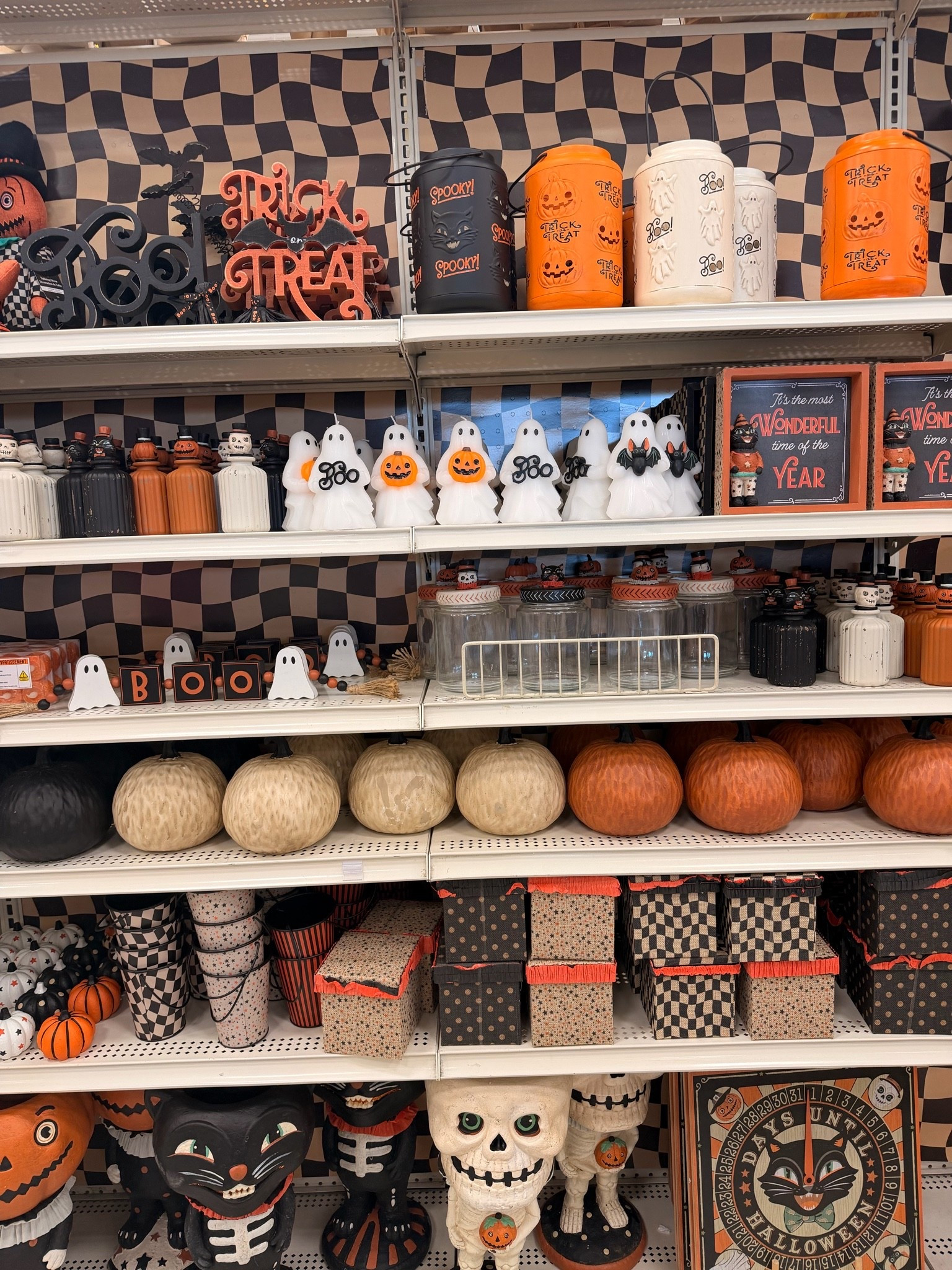 SPOOKY SZN
