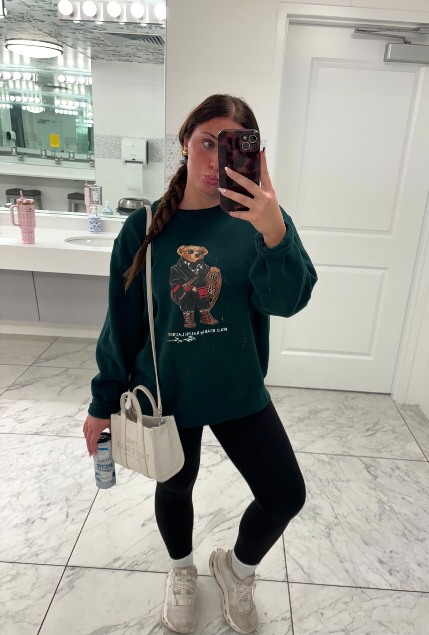 OOTD!🤍🧸 I love this crewneck so much 

#LTKgrwm #LTKootd #LTKdayinmylife