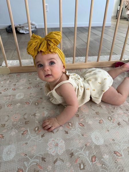 Love this baby girl outfit! Currently on sale. Linking bow too!

Baby Girl Outfit 
Baby Bow
Sale Alert

#LTKFindsUnder50 #LTKBaby #LTKSaleAlert