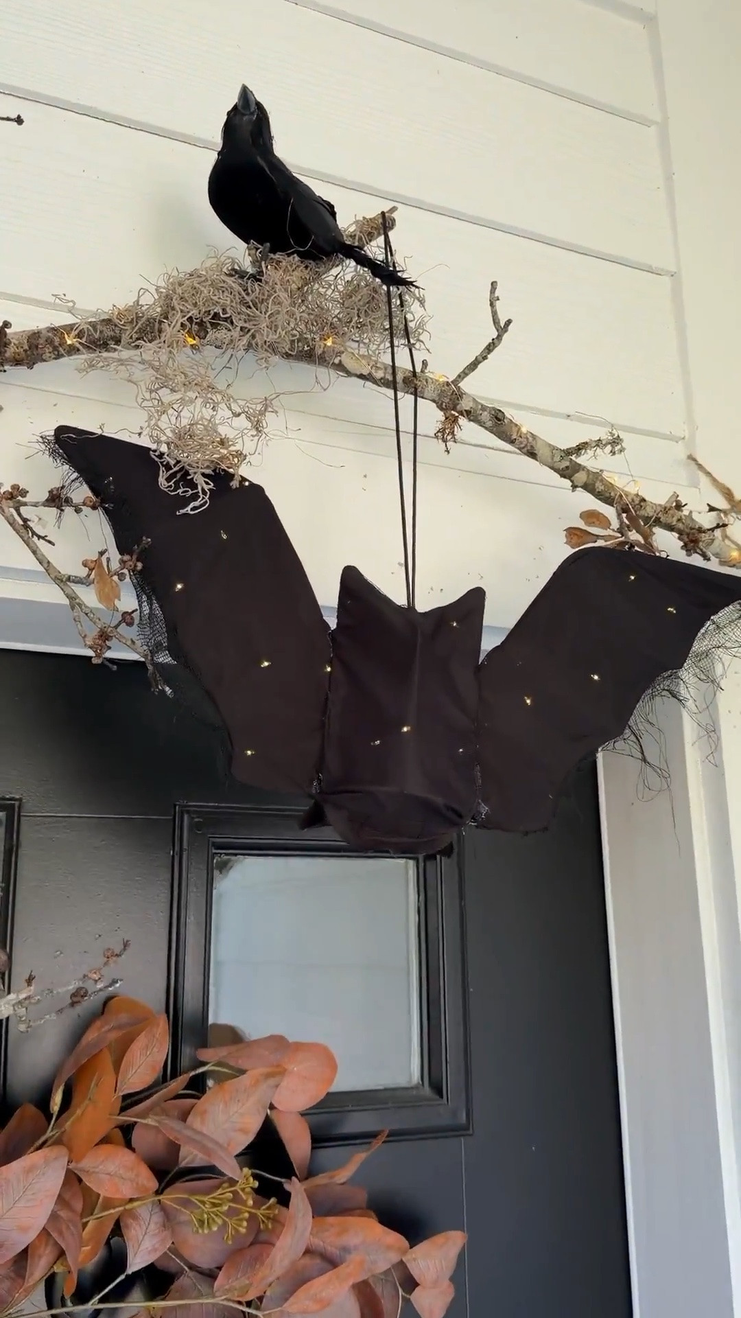 Light up bats that have a 6hr timer and a remote 🦇🍂 you can also use my discount code JAMIET10

#LTKHome #LTKSeasonal