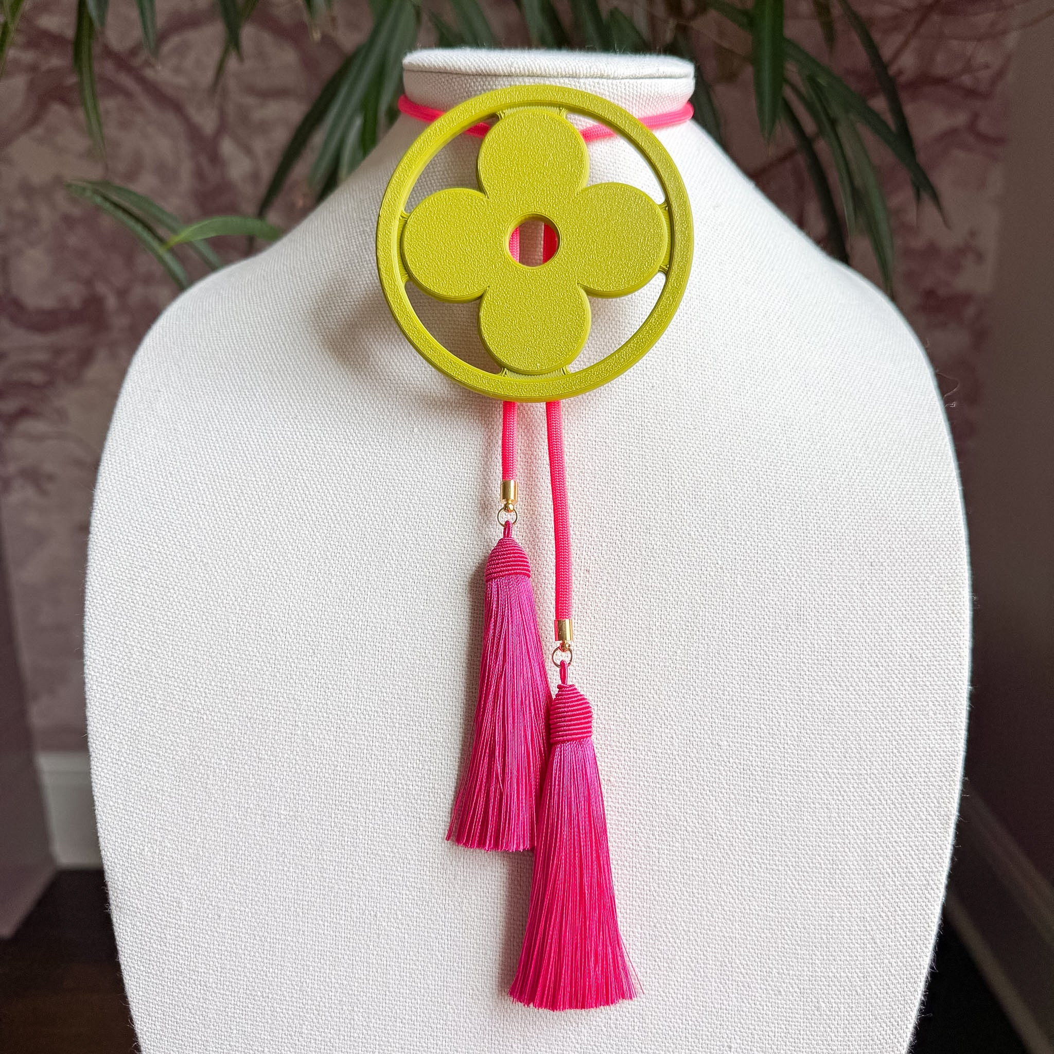 Clover Bolo Olive Green with Neon Pink & Fuchsia | Rahya Jewelry Design