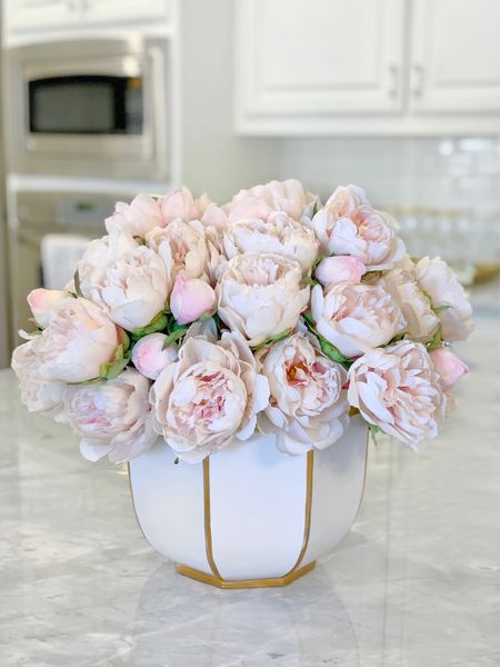 White and gold bamboo bowl
Pink peonies

#LTKfindsunder50 #LTKhome