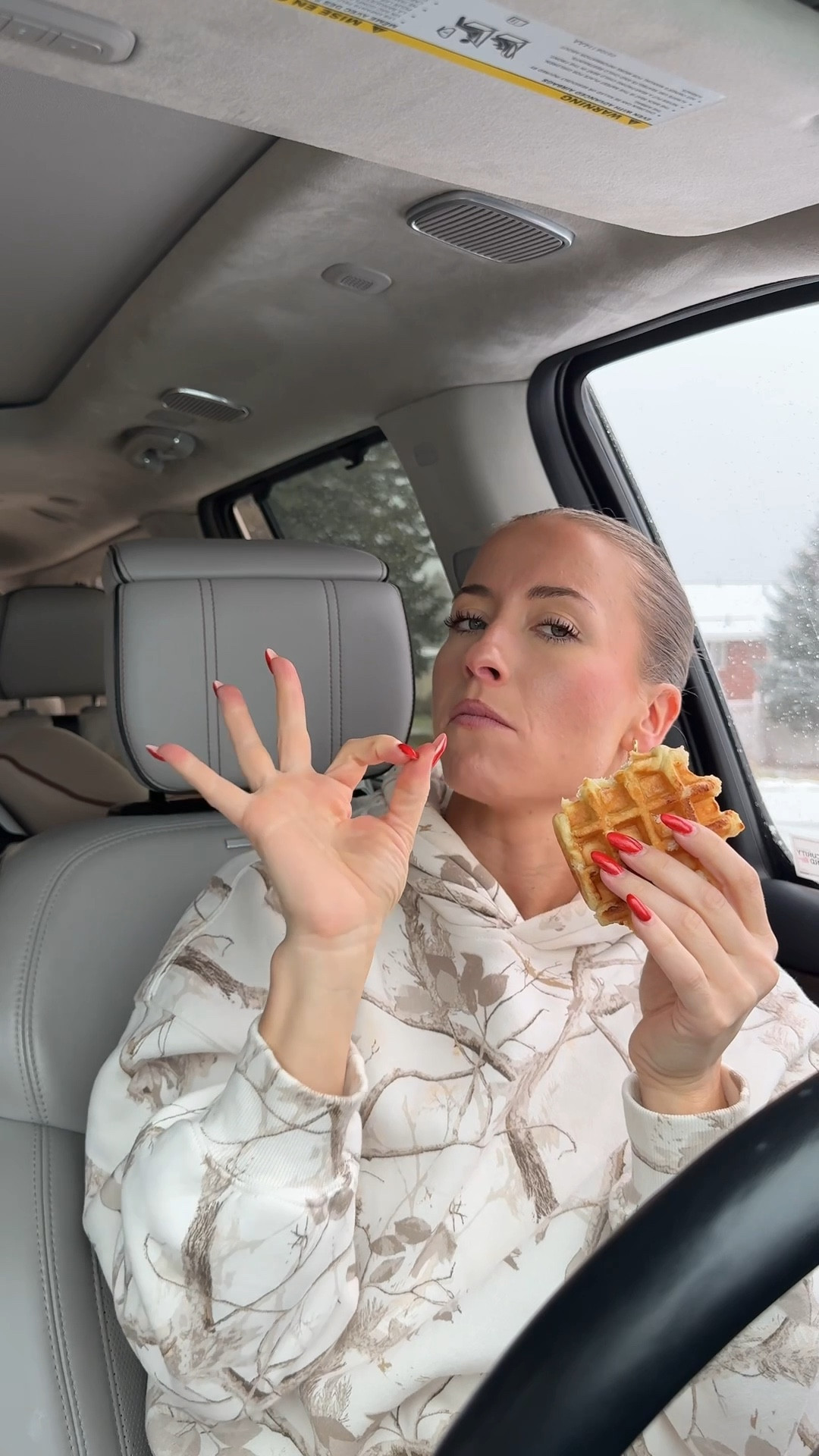 My first Abercrombie set and I LOVE IT! #sweatset #abercrombie

#LTKdayinmylife #LTKFindsUnder50 #LTKmorningroutine