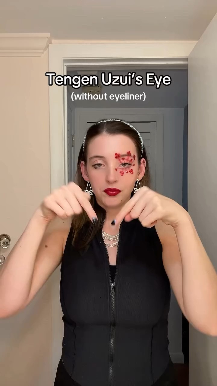 Petition to be Tengen’s 4th wife 🙋🏻‍♀️❤️ #demonslayer 
#tengenuzui #makeuptutorial 
PRODUCTS USED:
@nyxcosmetics Ultimate Color Shadow Palette I Know That’s Bright
@judydoll_official Shimmery Highlighting Powder Silver Light 
@judydoll_sg - Sporty Series Liquid Blush Pink Next Door
@fentybeauty PRO FILT’R INSTANT RETOUCH SETTING POWDER Shade Lavender
@fentybeauty MATCH STIX CONTOUR SKINSTICK Shade Amber
@yslbeauty Éclat Awakening Concealer Click Pen
@flowerknows_global Strawberry Cupid Makeup Palette - S02 Cupids Mischief 
@maybelline Super Stay Vinyl Ink Liquid Lipstick Shade 55 Royal
The gems are from Walmart! ❤️