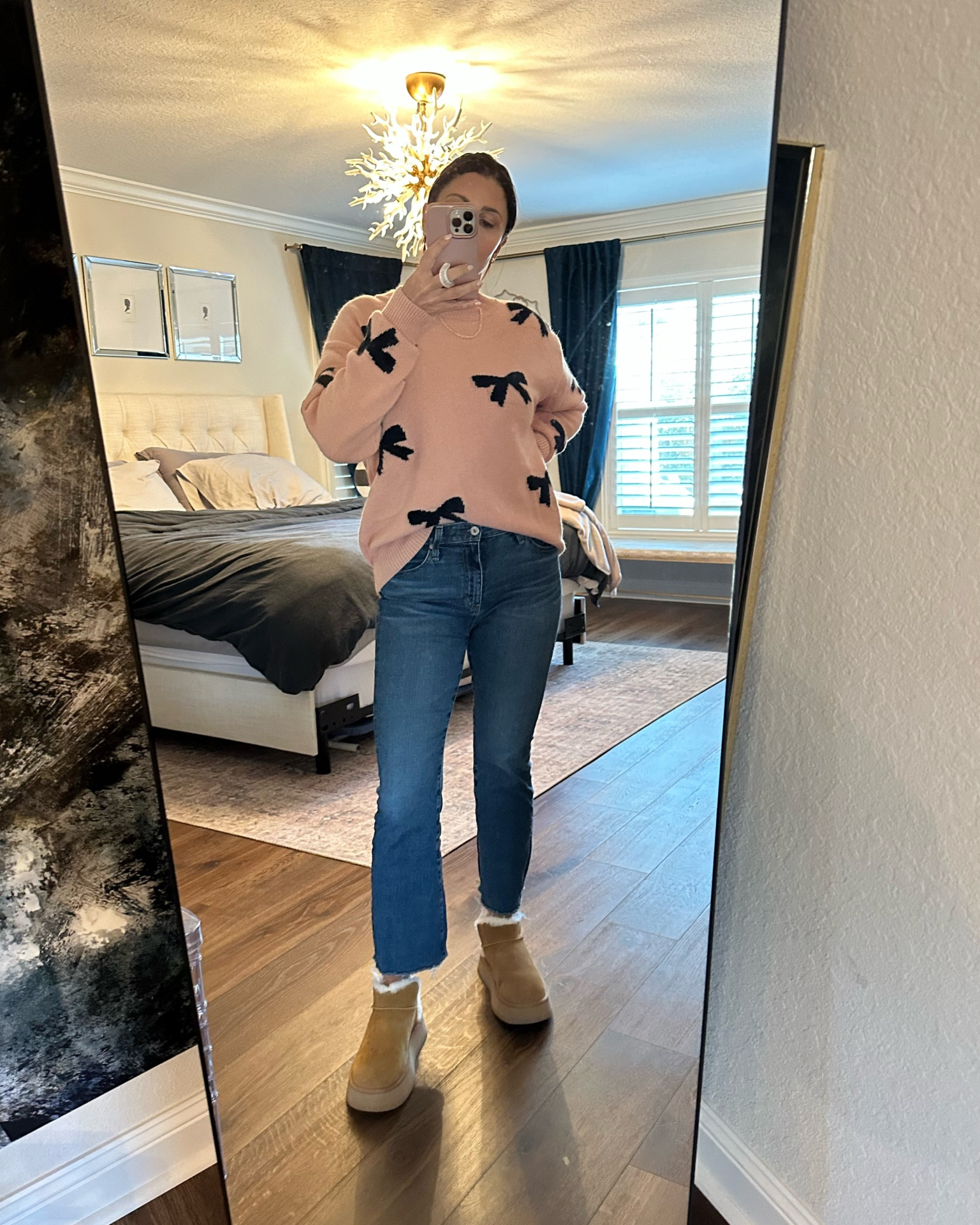Perfect mom-fit the transitional weather! I’m 5’5” and wearing a size small in the sweater and 6 in the jeans! 

#LTKFindsUnder100 #LTKSeasonal #LTKOver40