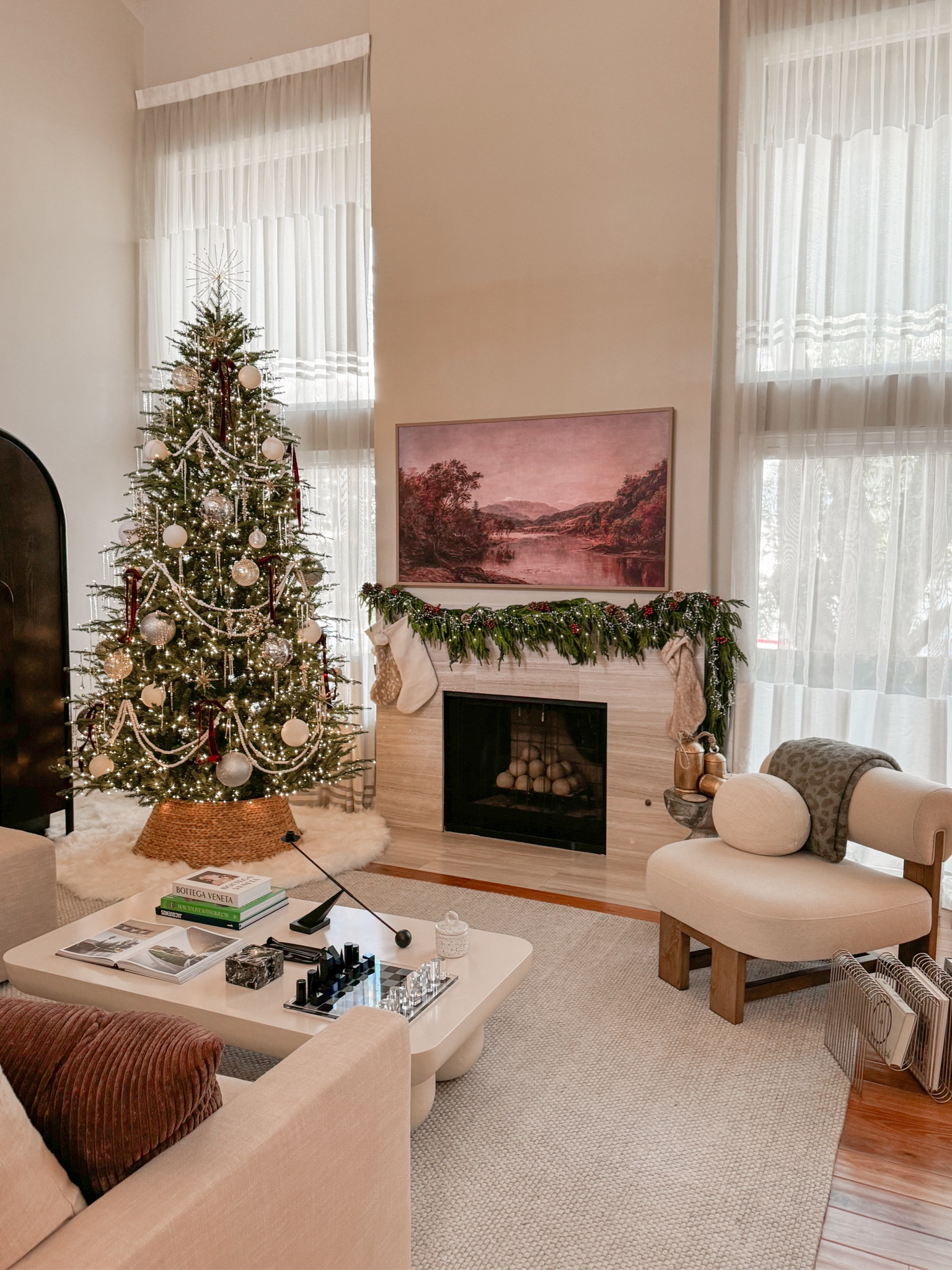 My 2024 home Christmas decoration!

#LTKSeasonal #LTKHome #LTKHoliday