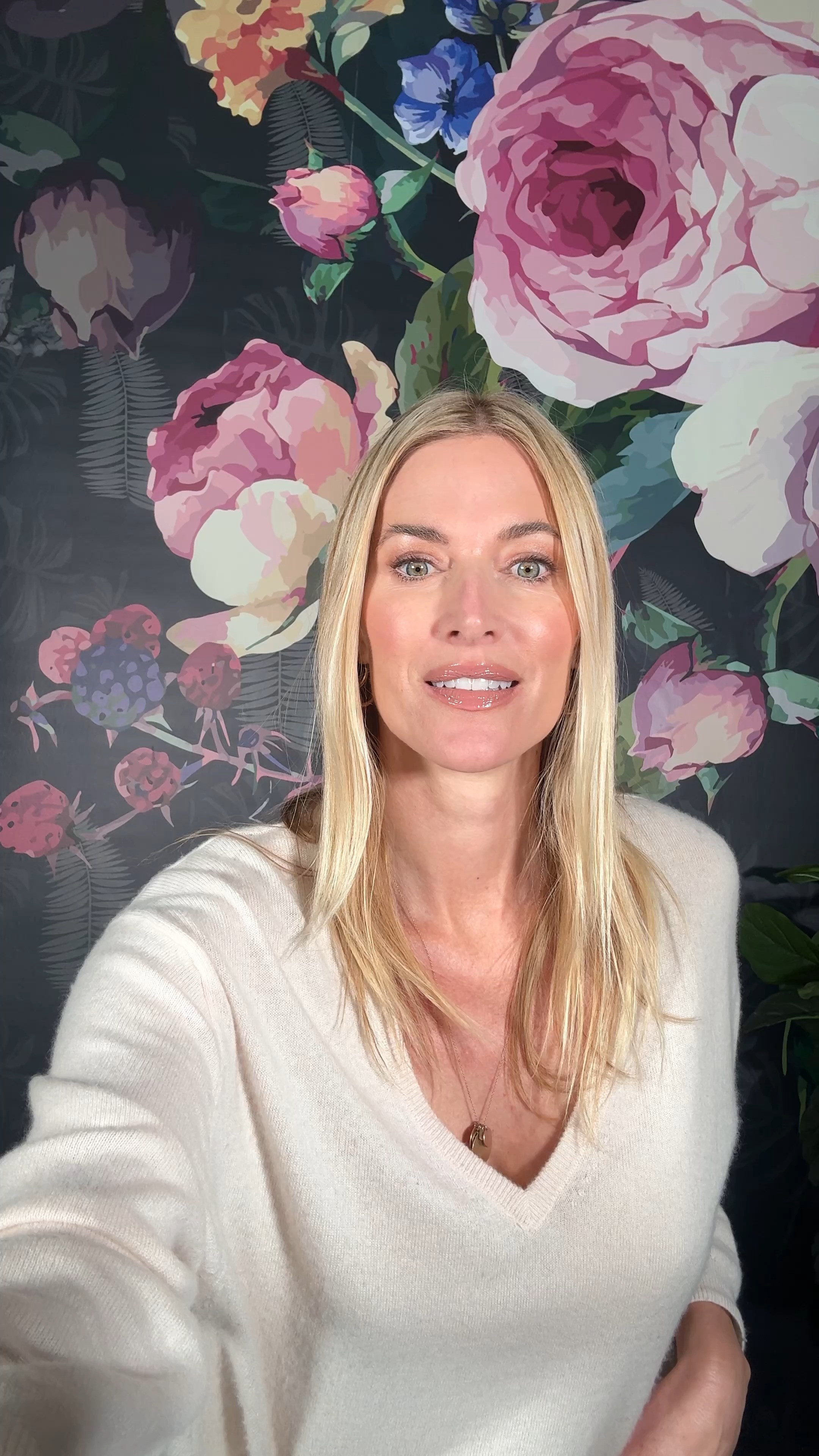 Tried out TikTok Live today and it was SO fun! Here's the five products I talked about and I can not live without. Should I do more lives?? Let me know! 

 #LTKMostLoved #LTKOver40 #LTKFindsUnder50