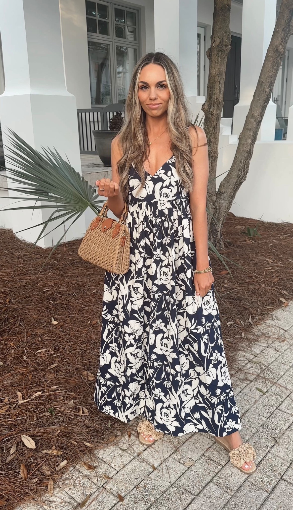 vacation outfit idea! 

dress: size xs 
sandals: size 6.5 tts




target spring dress // target spring sandals // target raffia sandals // amazon rattan purse // rattan purse // vacation outfit ideas // beach outfit idea 



#LTKStyleTip #LTKFindsUnder50 #LTKShoeCrush